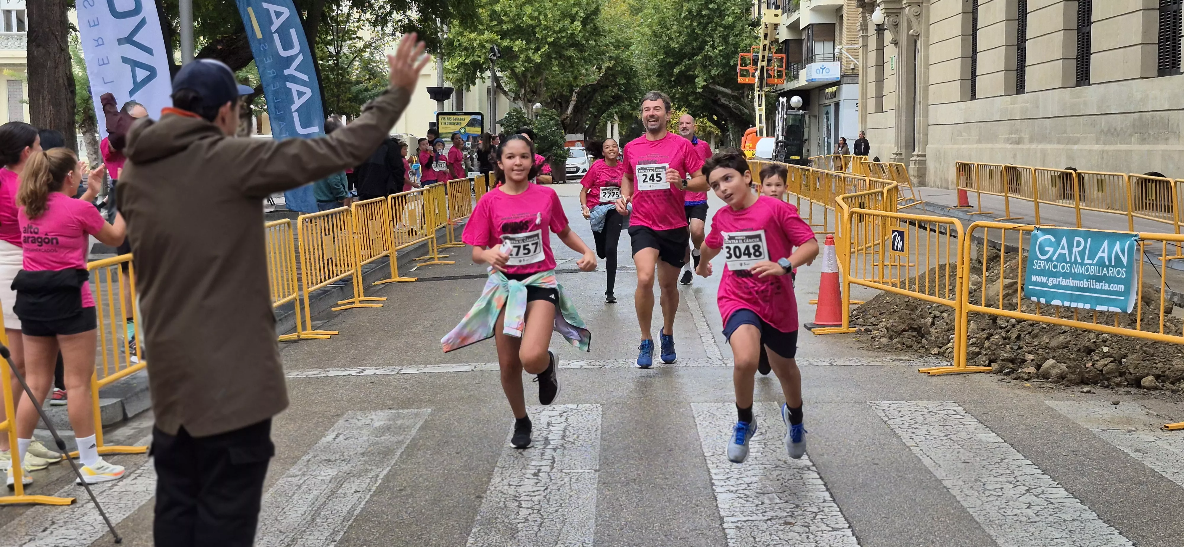 XII Carrera contra el cáncer de Huesca. Foto Myriam Martínez