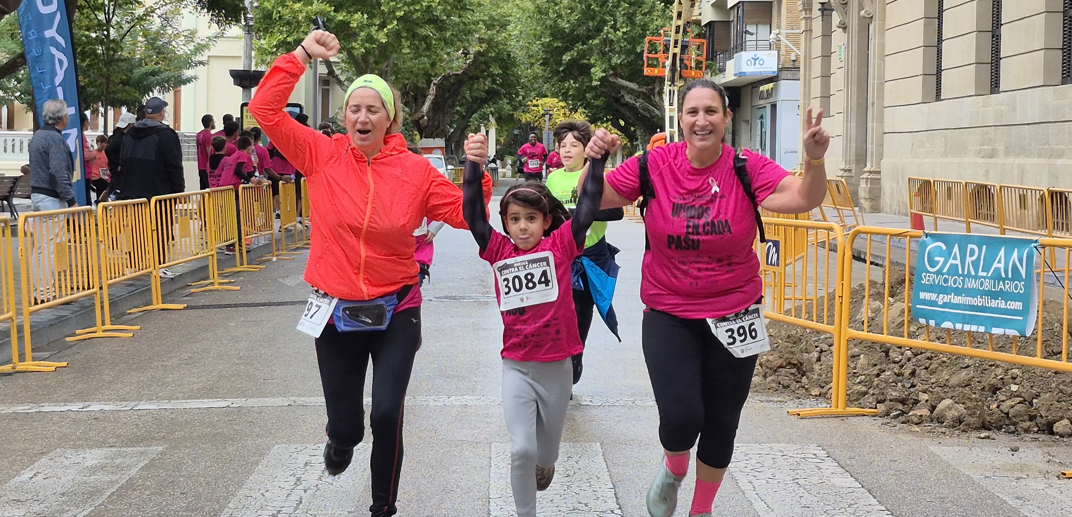 XII Carrera contra el cáncer de Huesca. Foto Myriam Martínez