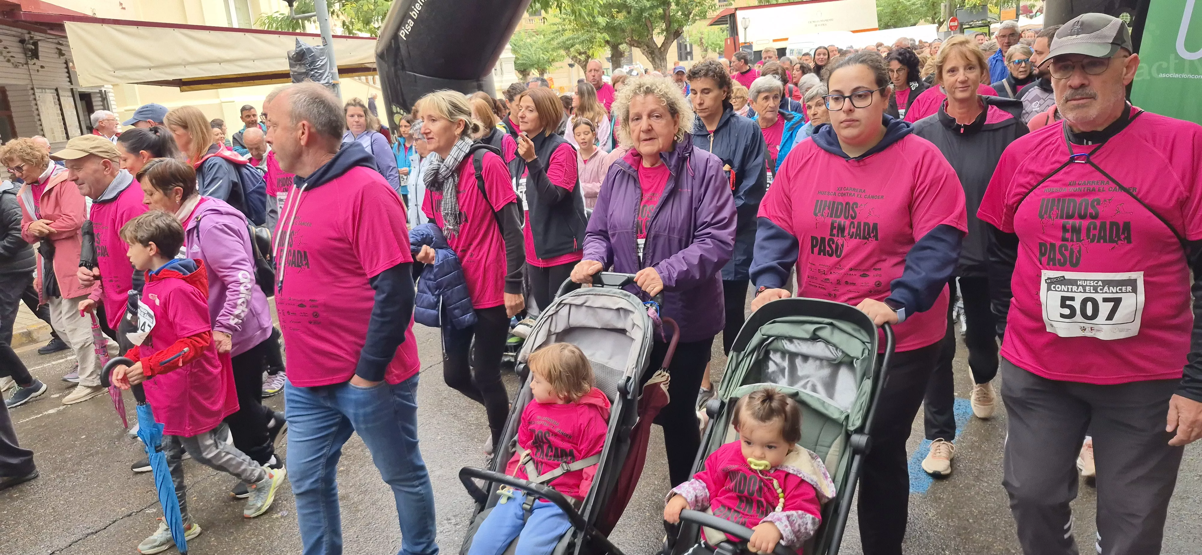 XII Carrera contra el cáncer de Huesca. Foto Myriam Martínez