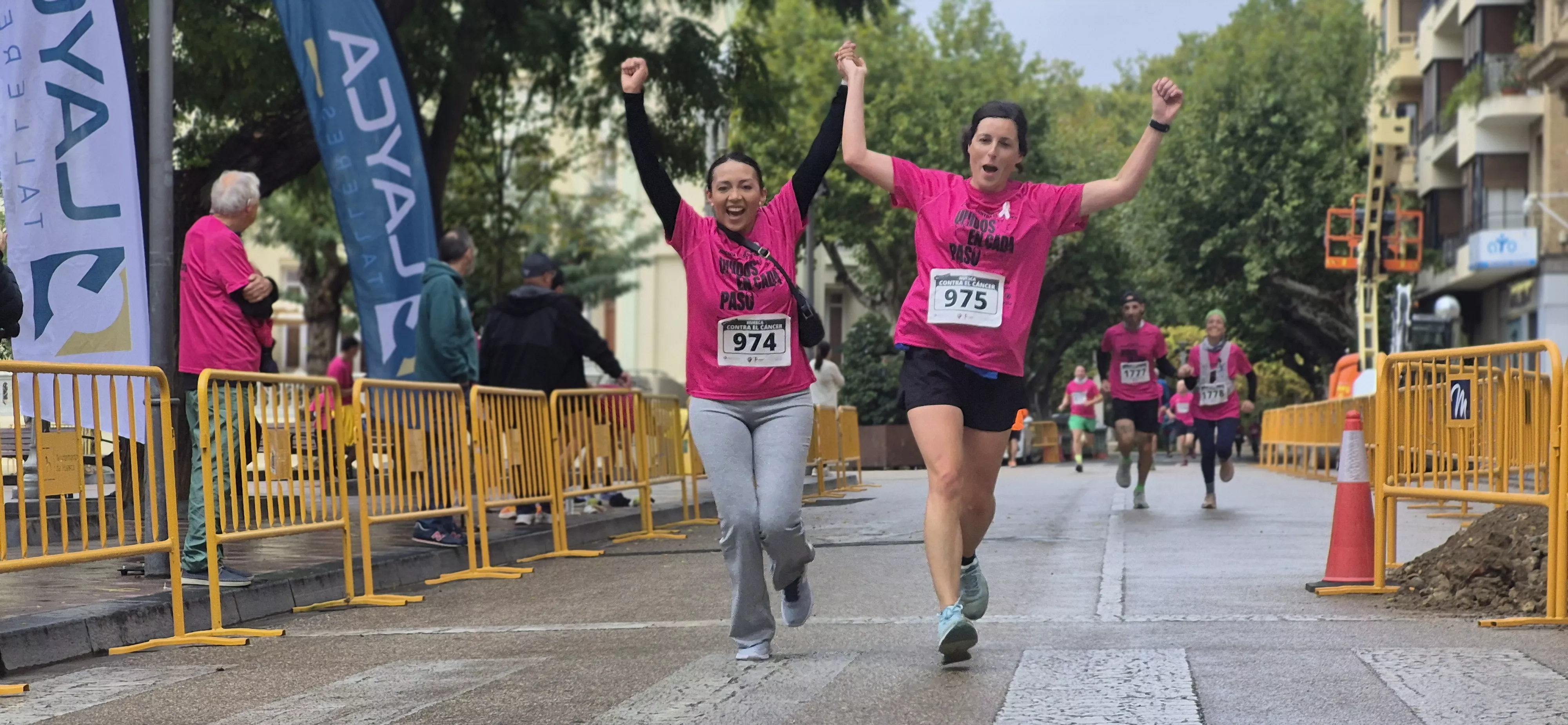 XII Carrera contra el cáncer de Huesca. Foto Myriam Martínez