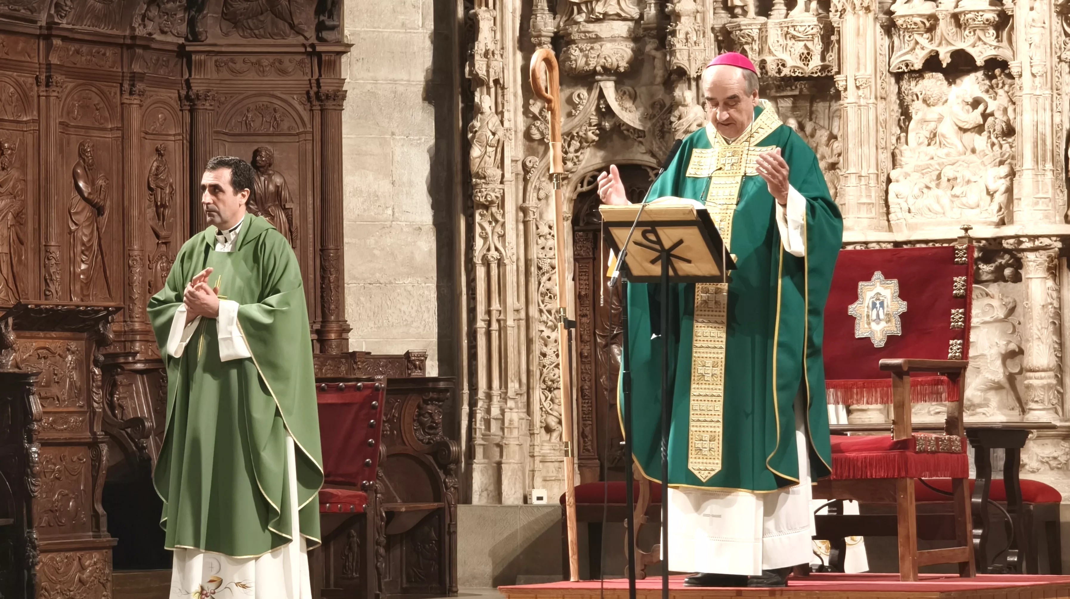 El padre Pedro Aguado, obispo de Huesca, durante la homilía este domingo.