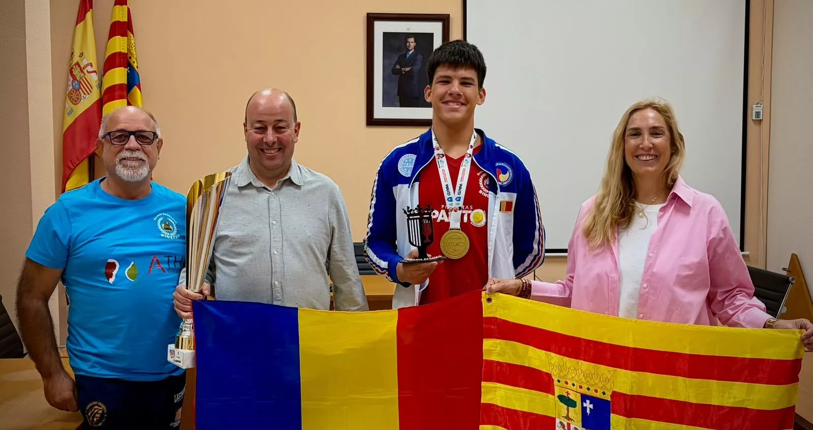 Tamarite rinde homenaje a su campeón Robert Mironescu