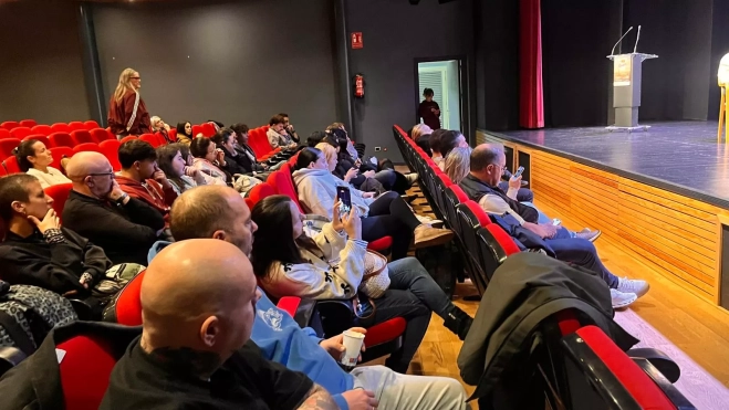 Público en las jornadas profesionales de la Feria Huesca es Dulce. Público en las jornadas profesionales de la Feria Huesca es Dulce.