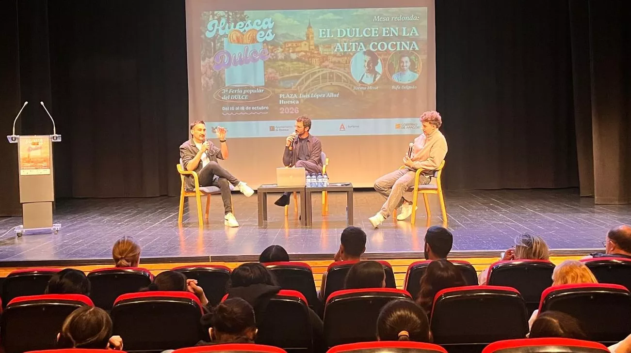 Xema Misut y Rafa Delgado reivindican el oficio de pastelero en la alta cocina en Huesca es Dulce. Foto Mercedes Manterola