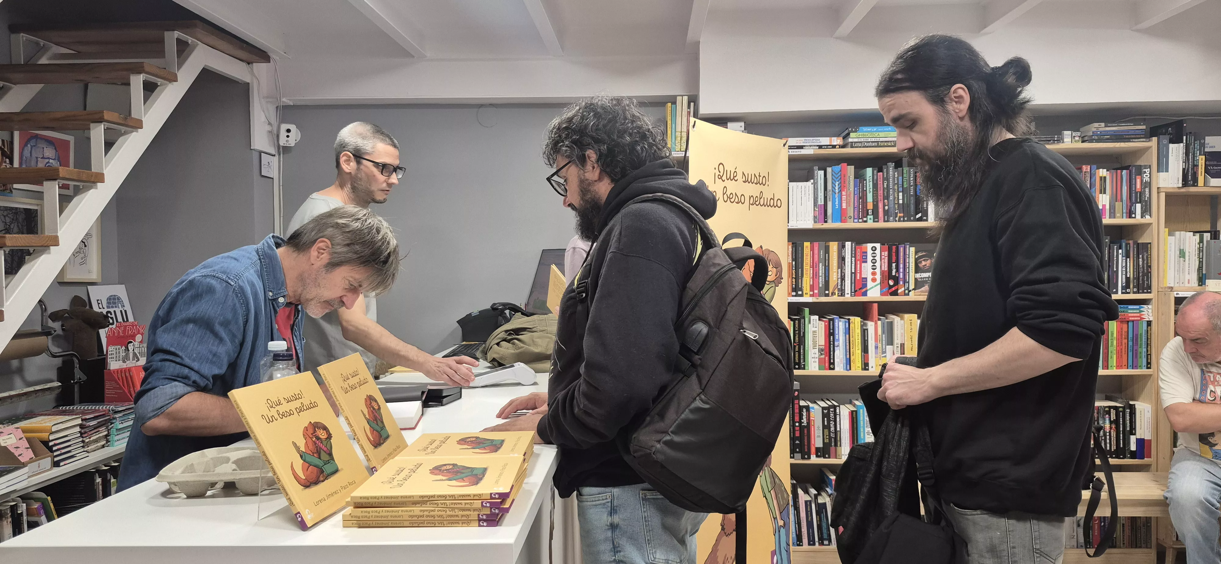 Presentación de "¡Qué susto! Un beso peludo" de Lorena Jiménez y Paco Roca. Foto Myriam Martínez