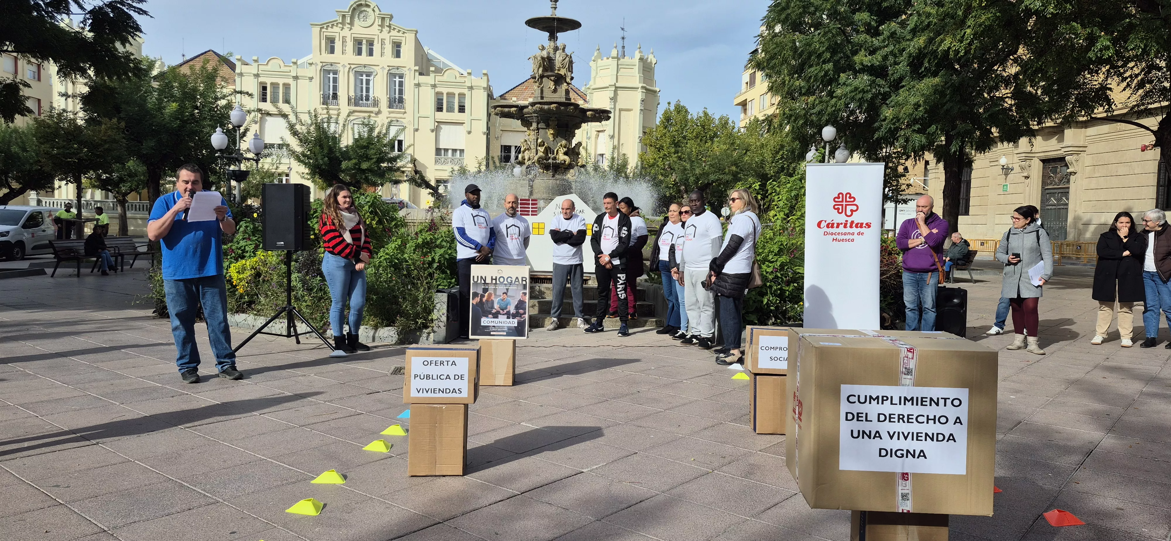 Acto de Cáritas Huesca con motivo del Día de las Personas sin Hogar. Foto Myriam Martínez