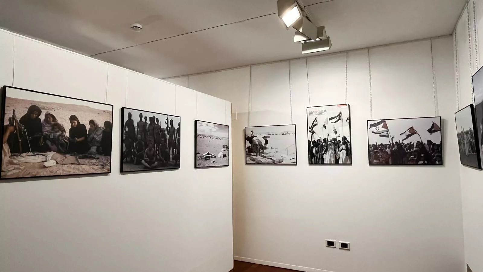 Exposición 'Memoria gráfica del pueblo saharaui. 50 años de resistencia'. Foto Mercedes Manterola