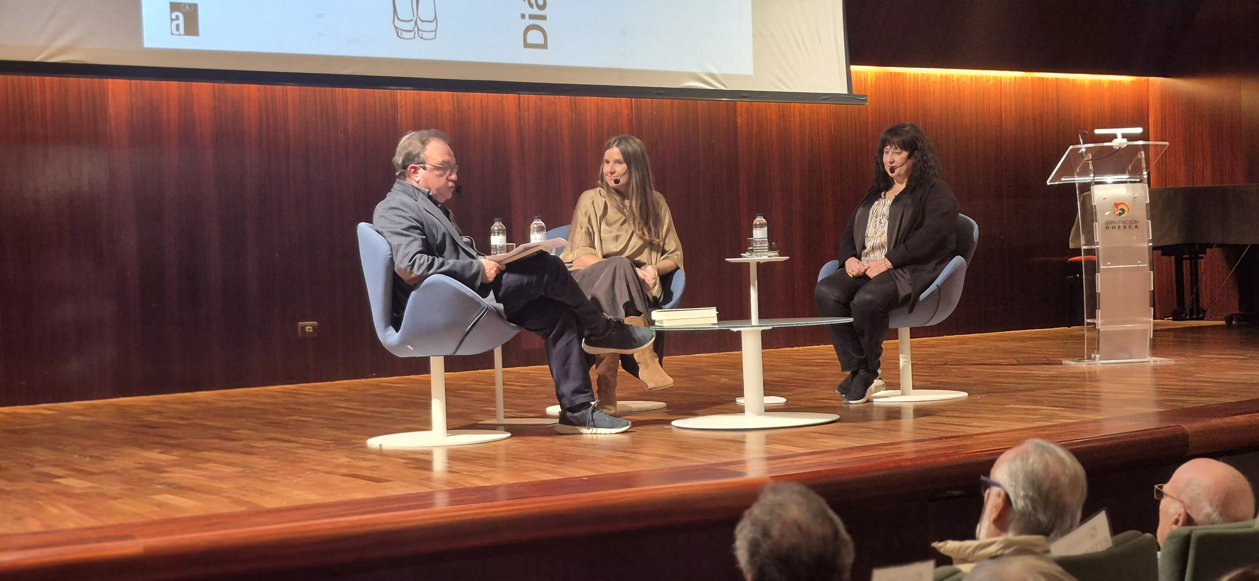 José Domingo Dueñas, Marta Borraz y  Eva Cosculluela. Foto Myriam Martínez