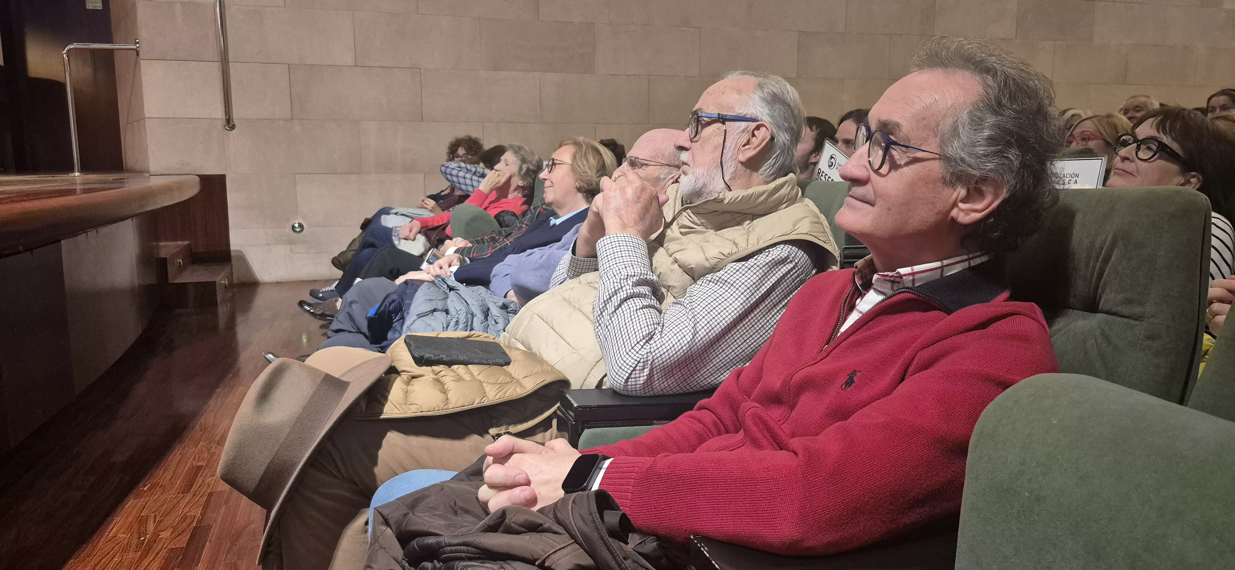Diálogo de escritores con José Domingo Dueñas, Marta Borraz y  Eva Cosculluela. Foto Myriam Martínez
