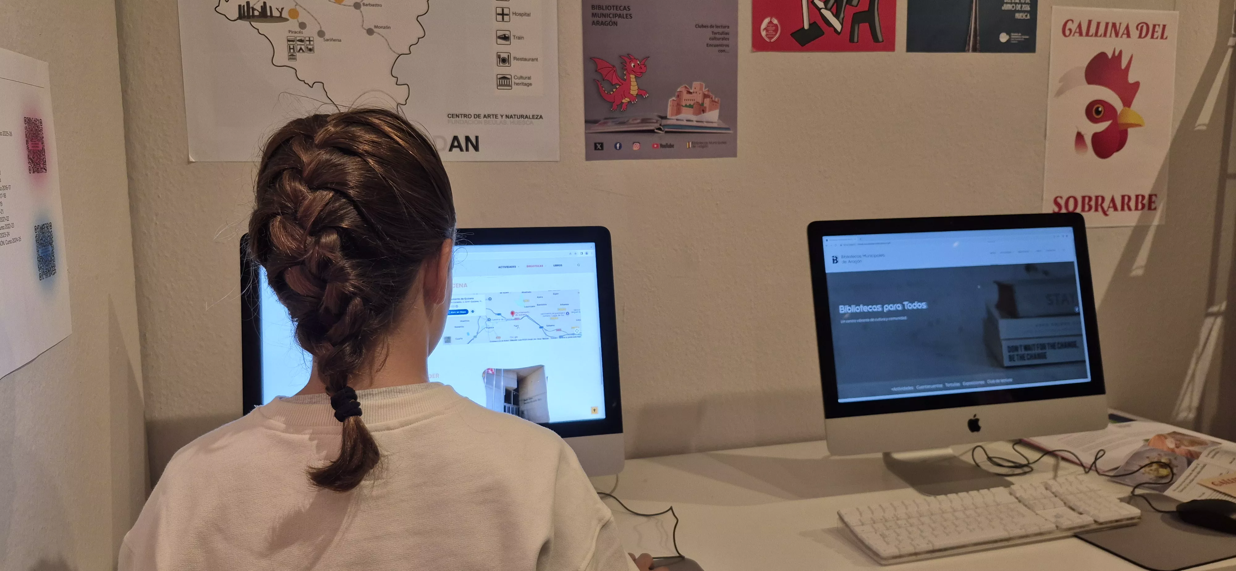 Exposición de los 40 años de la Escuela de Arte de Huesca. Foto Myriam Martínez