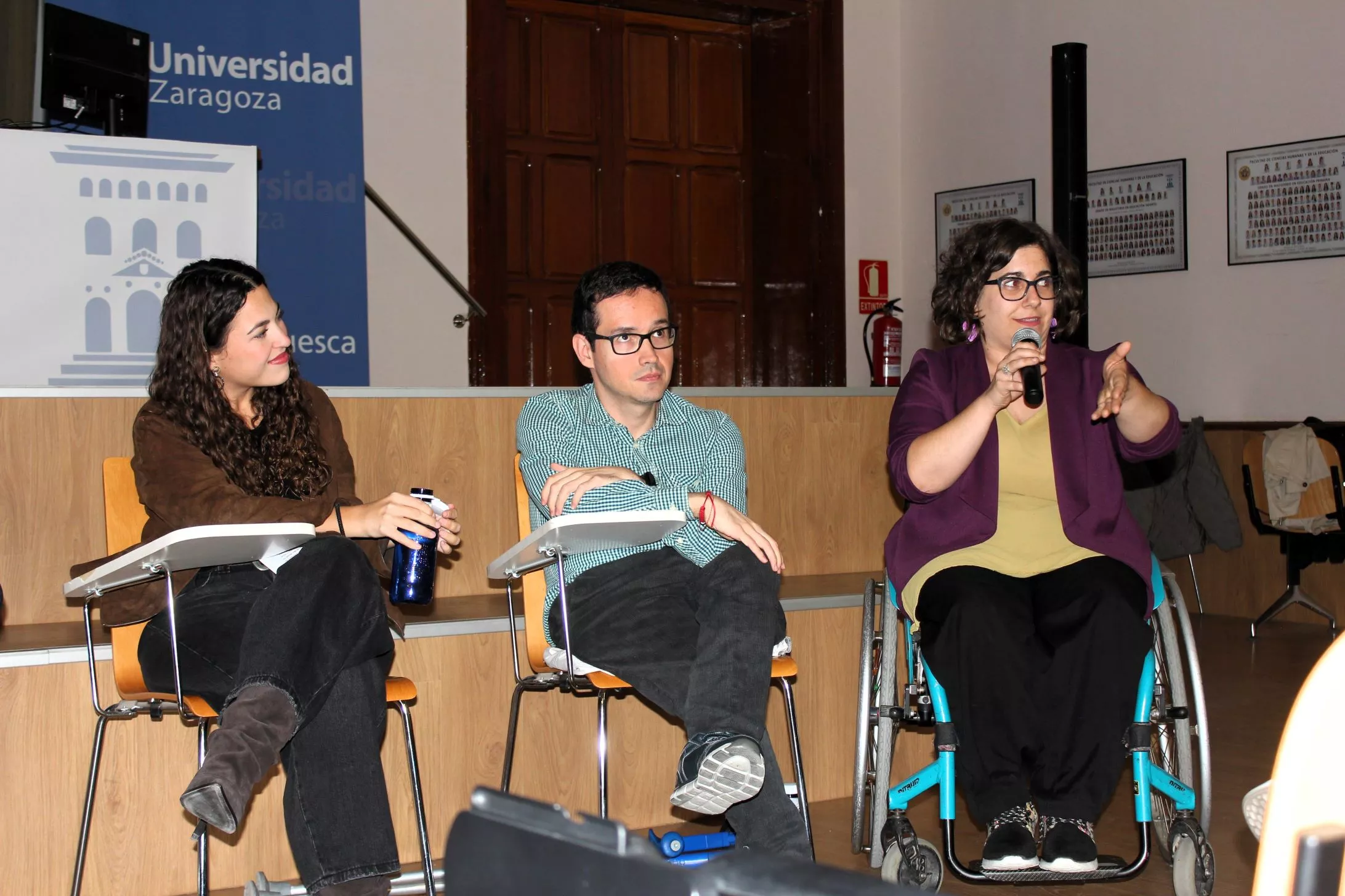 Mesa de Experiencias en la Jornada "El valor del buen trato: inclusión en acción".