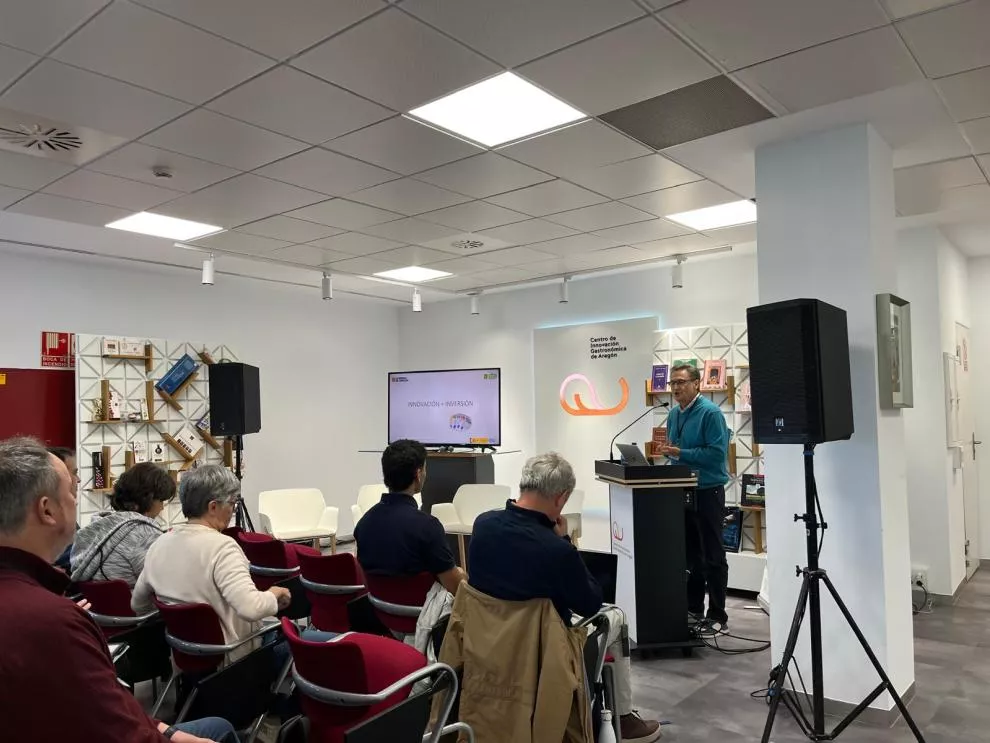 Encuentro en el CIGA para explicar la capacidad científica y tecnológica del CITA para las empresas agroalimentarias oscenses