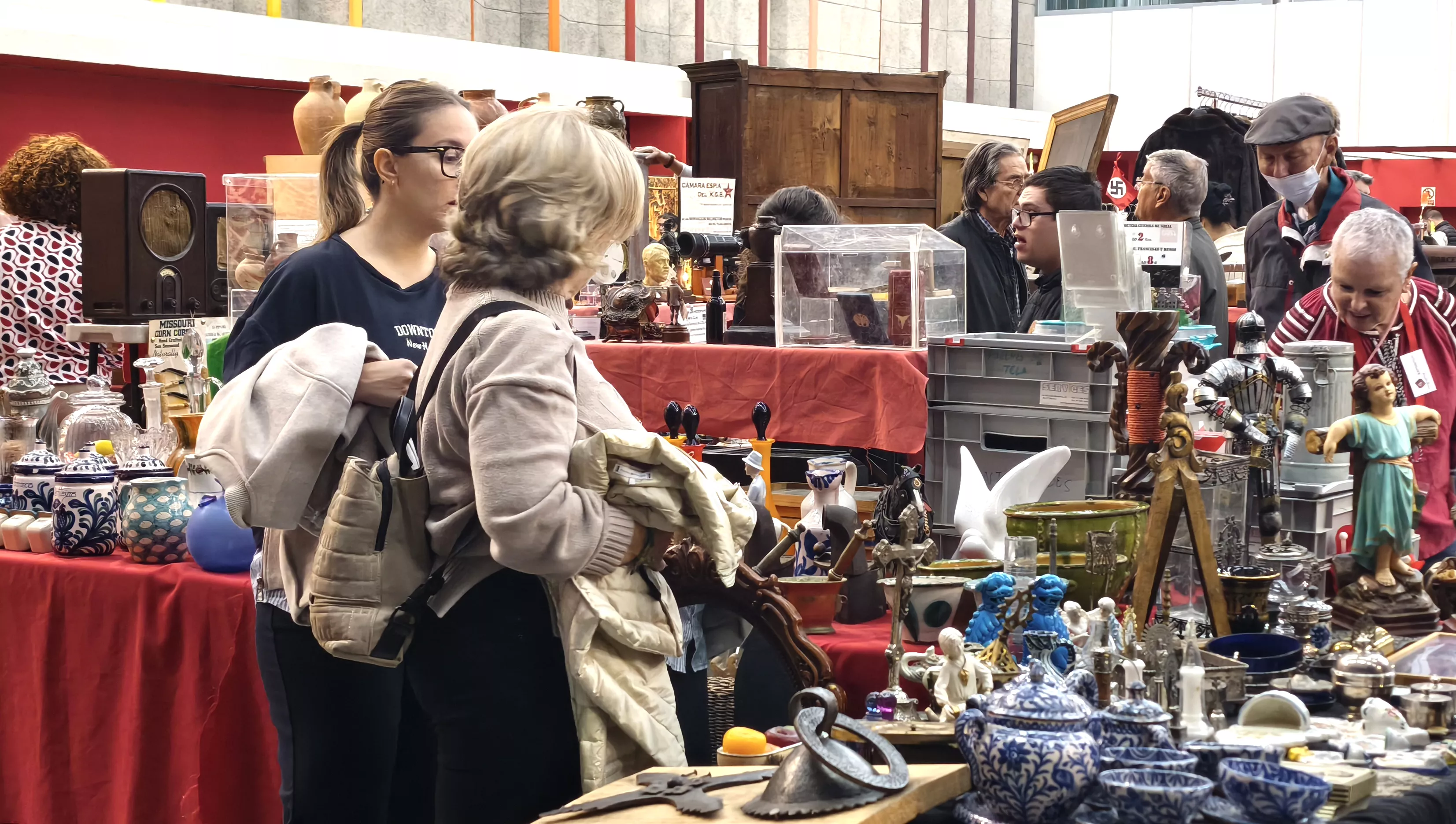 La V Feria del Coleccionismo, Antigüedades y Vintage en Huesca. Foto María José Sampietro Brosed