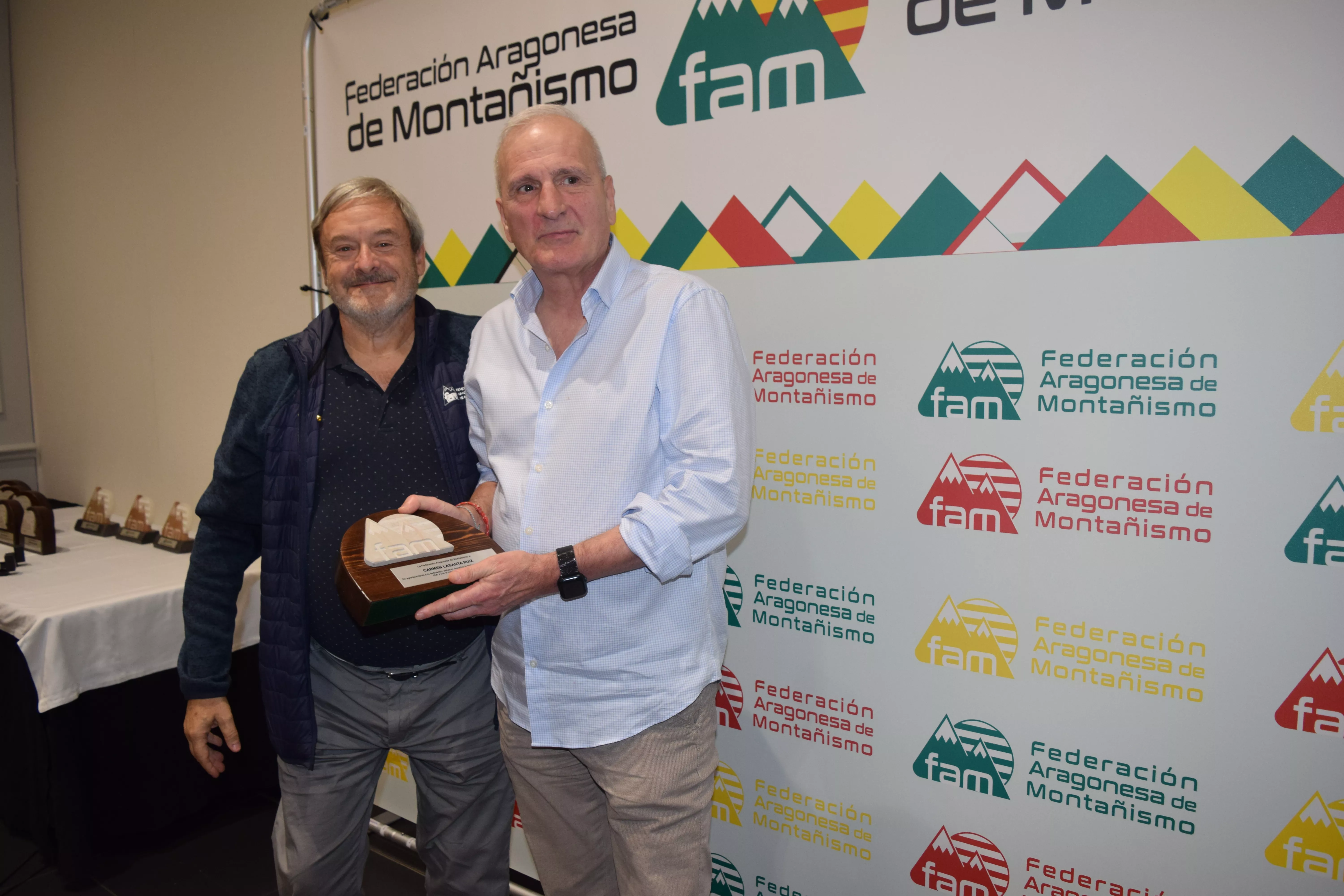 Placa a Carmen Lasanta 