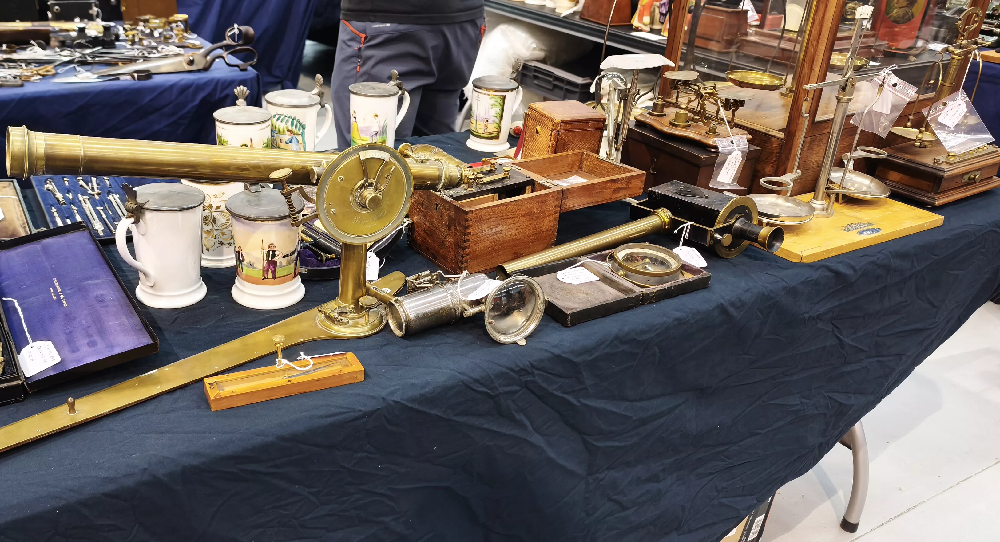 La V Feria del Coleccionismo, Antigüedades y Vintage en Huesca. Foto María José Sampietro Brosed