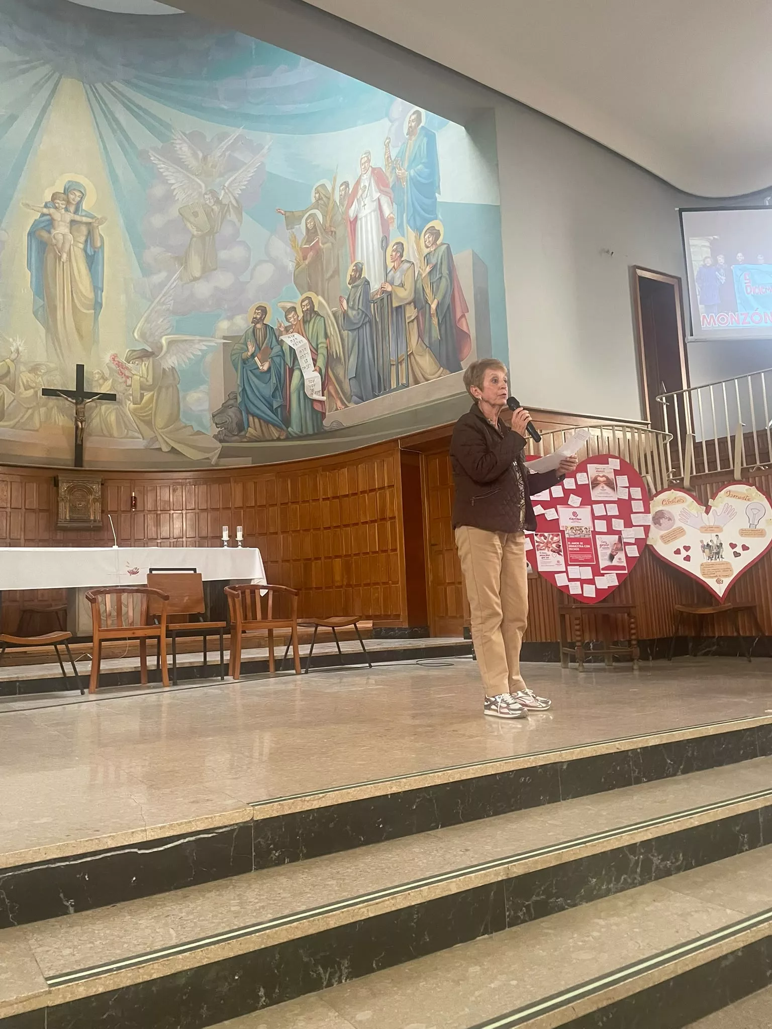 Asamblea de Voluntarios de Cáritas en la Casa de la Iglesia de Barbastro