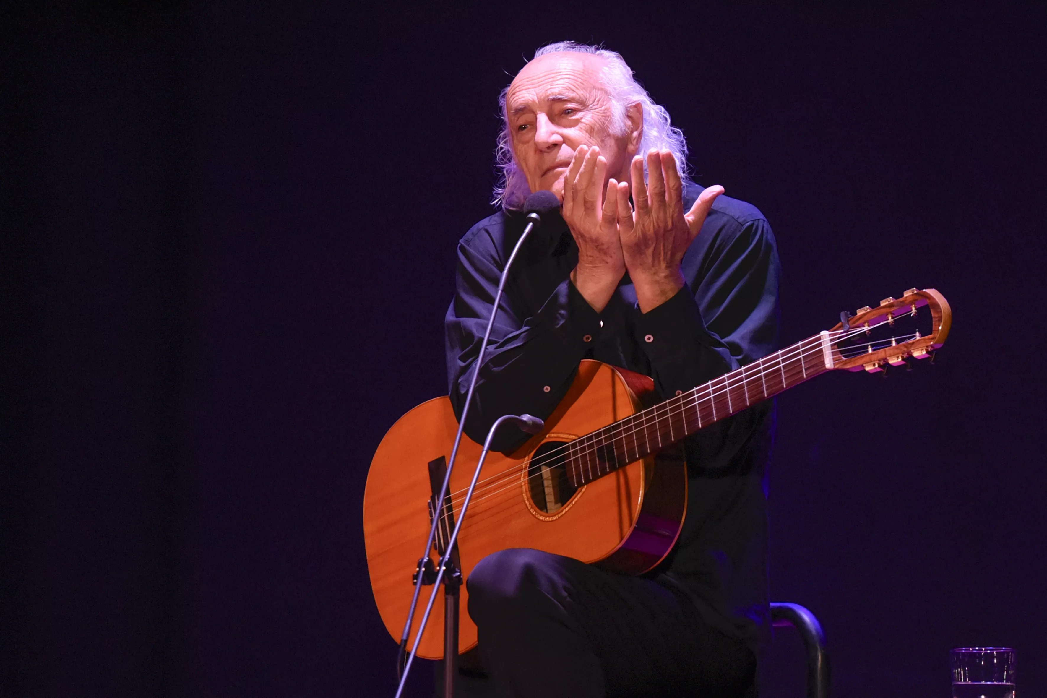 Amancio Prada en Almudévar