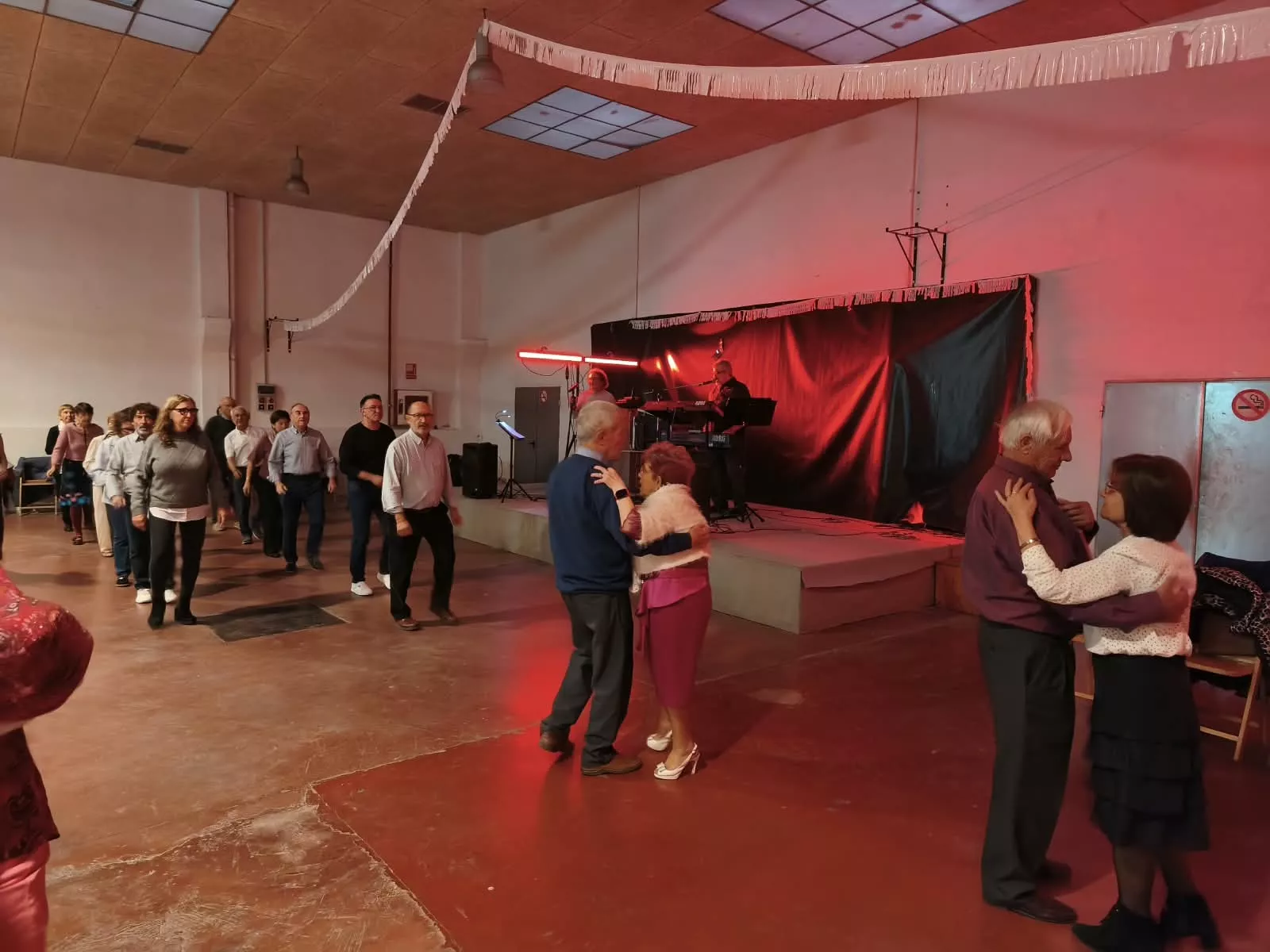Sácame a Bailar edición otoño en el Barrio de San Lorenzo de Huesca. Fotos Pepe López