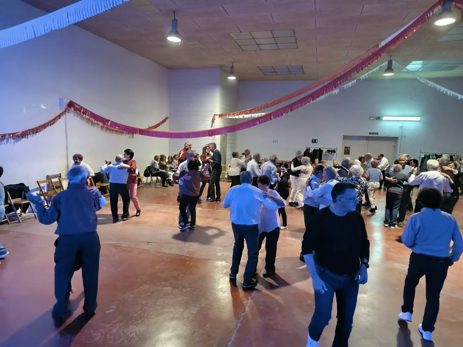 Sácame a Bailar edición otoño en el Barrio de San Lorenzo de Huesca. Fotos Pepe López