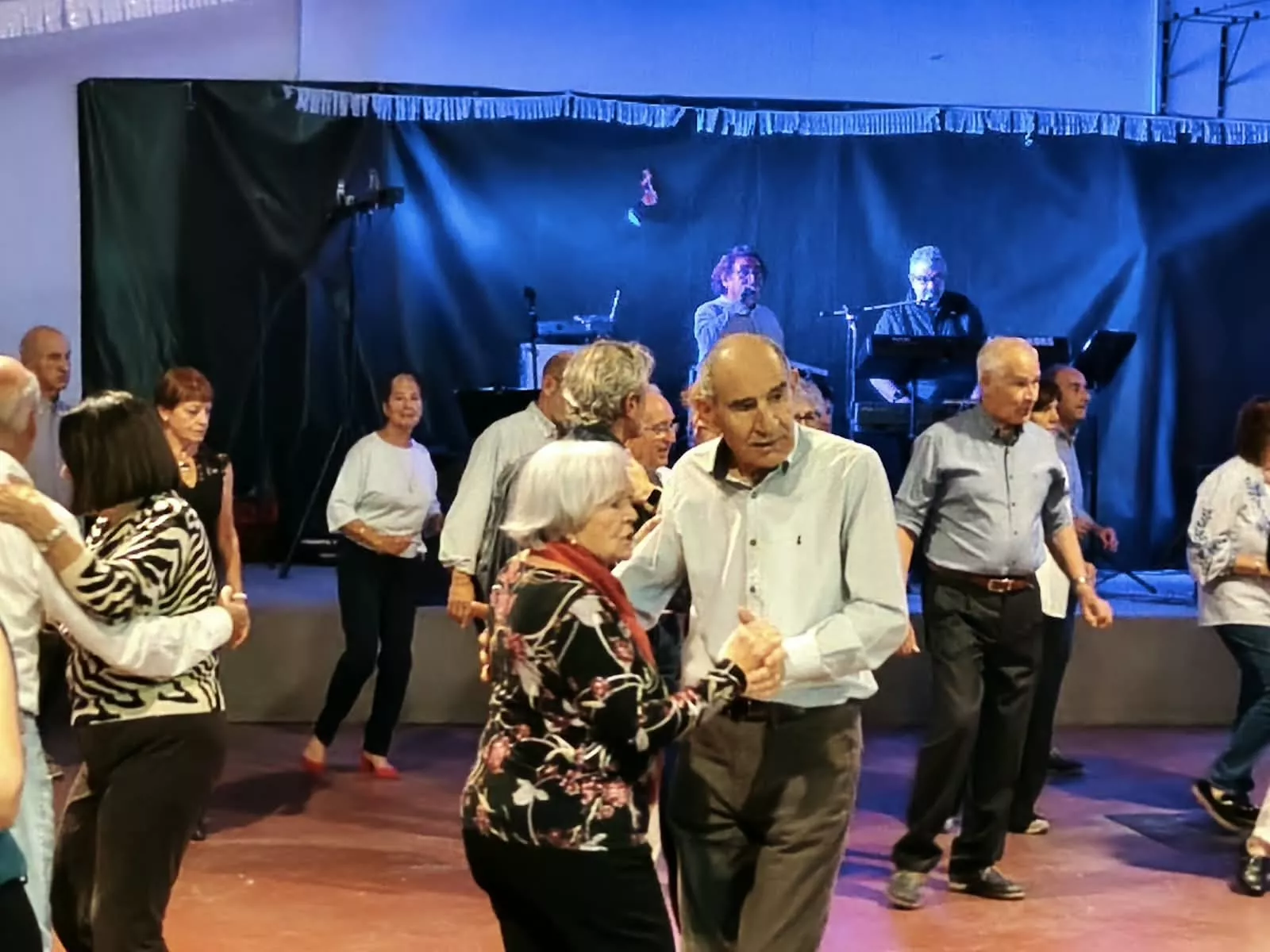Sácame a Bailar edición otoño en el Barrio de San Lorenzo de Huesca. Fotos Pepe López