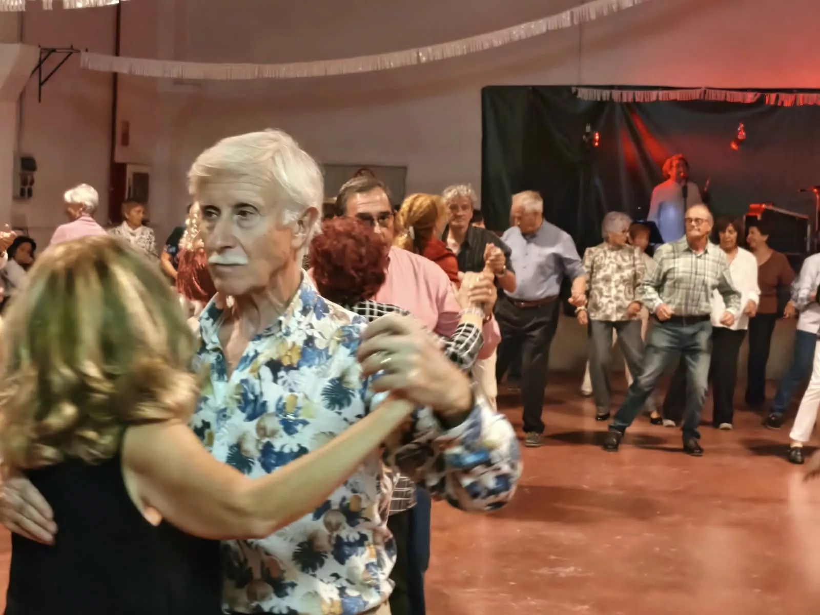 Sácame a Bailar edición otoño en el Barrio de San Lorenzo de Huesca. Fotos Pepe López