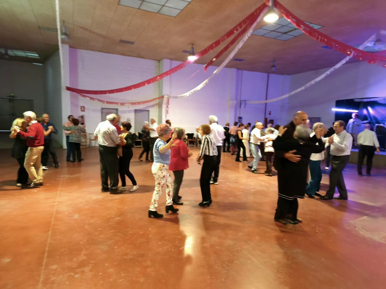 Sácame a Bailar edición otoño en el Barrio de San Lorenzo de Huesca. Fotos Pepe López