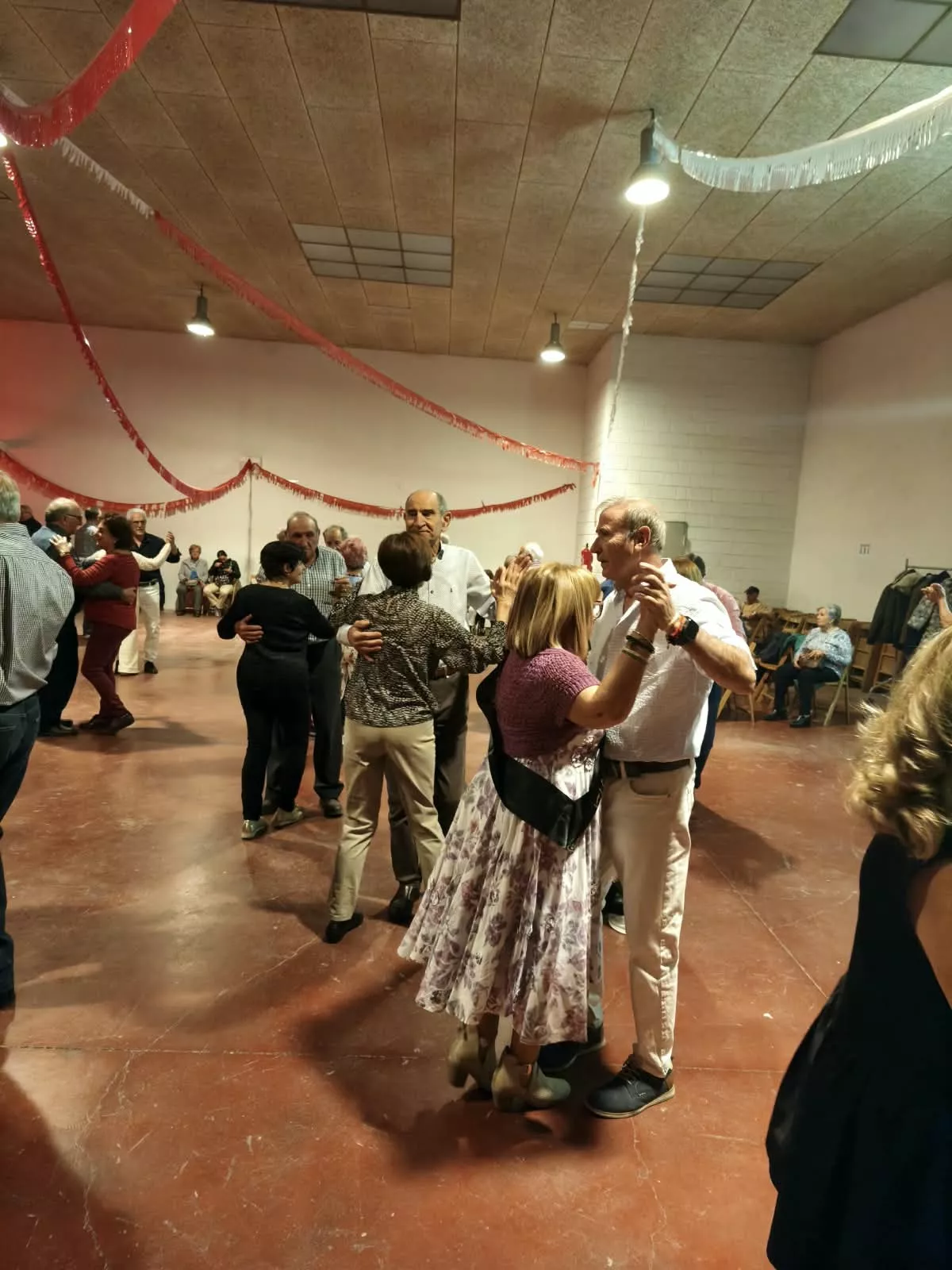 Sácame a Bailar edición otoño en el Barrio de San Lorenzo de Huesca. Fotos Pepe López
