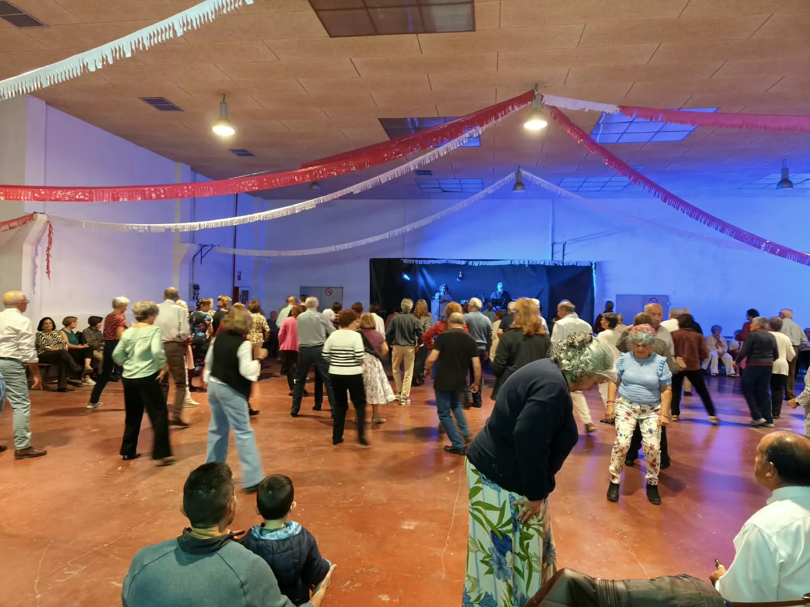 Sácame a Bailar edición otoño en el Barrio de San Lorenzo de Huesca. Fotos Pepe López