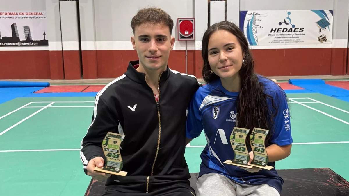 3 Medals for Badminton Huesca La Magia in Villanueva de la Serena