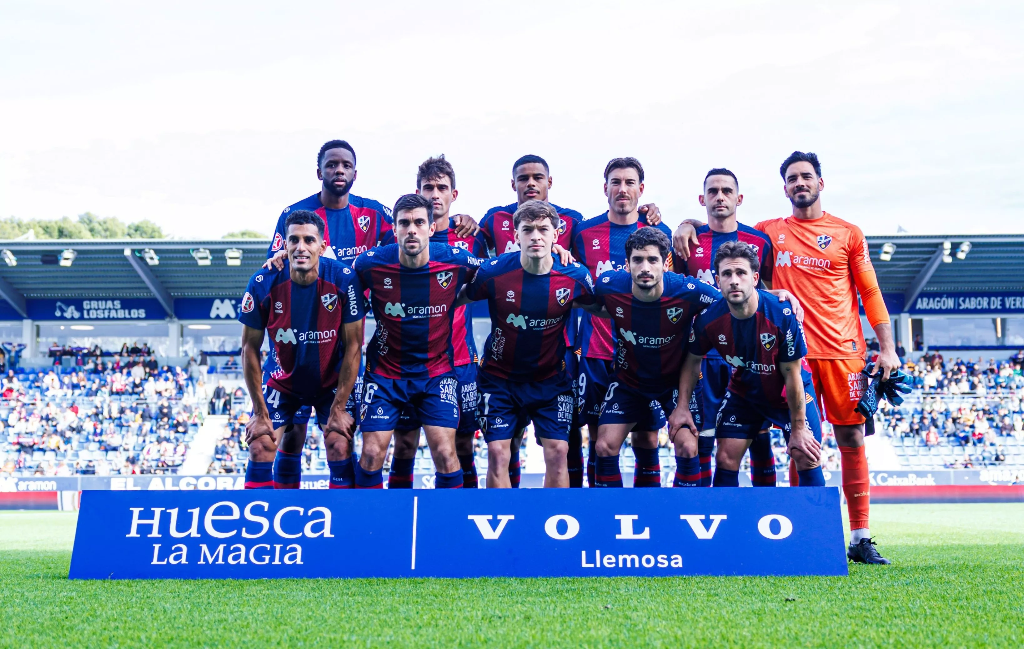 Once del Huesca en el último partido.