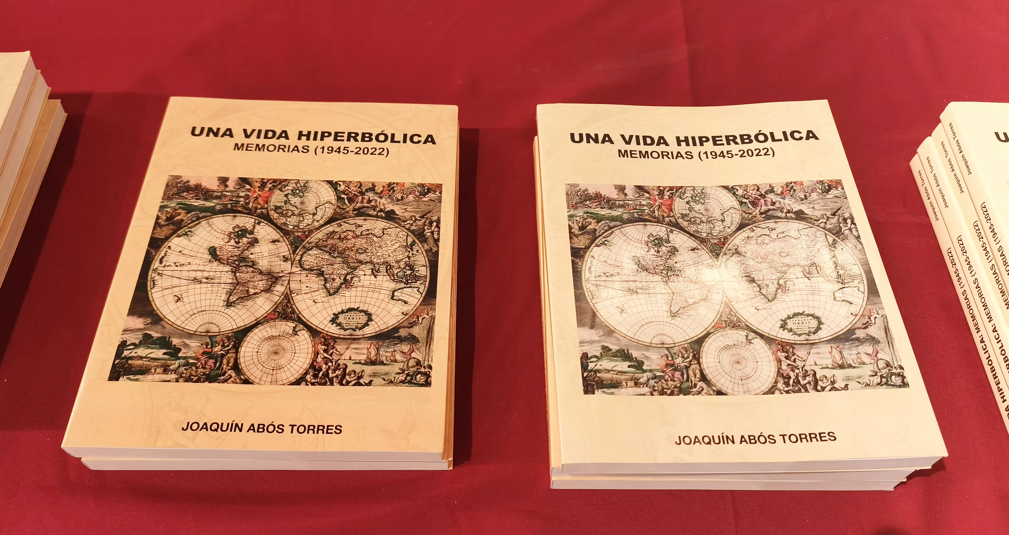 Presentación del libro de Joaquín Abos en el Colegio Imperial de Santiago. Foto María José Sampietro Brosed