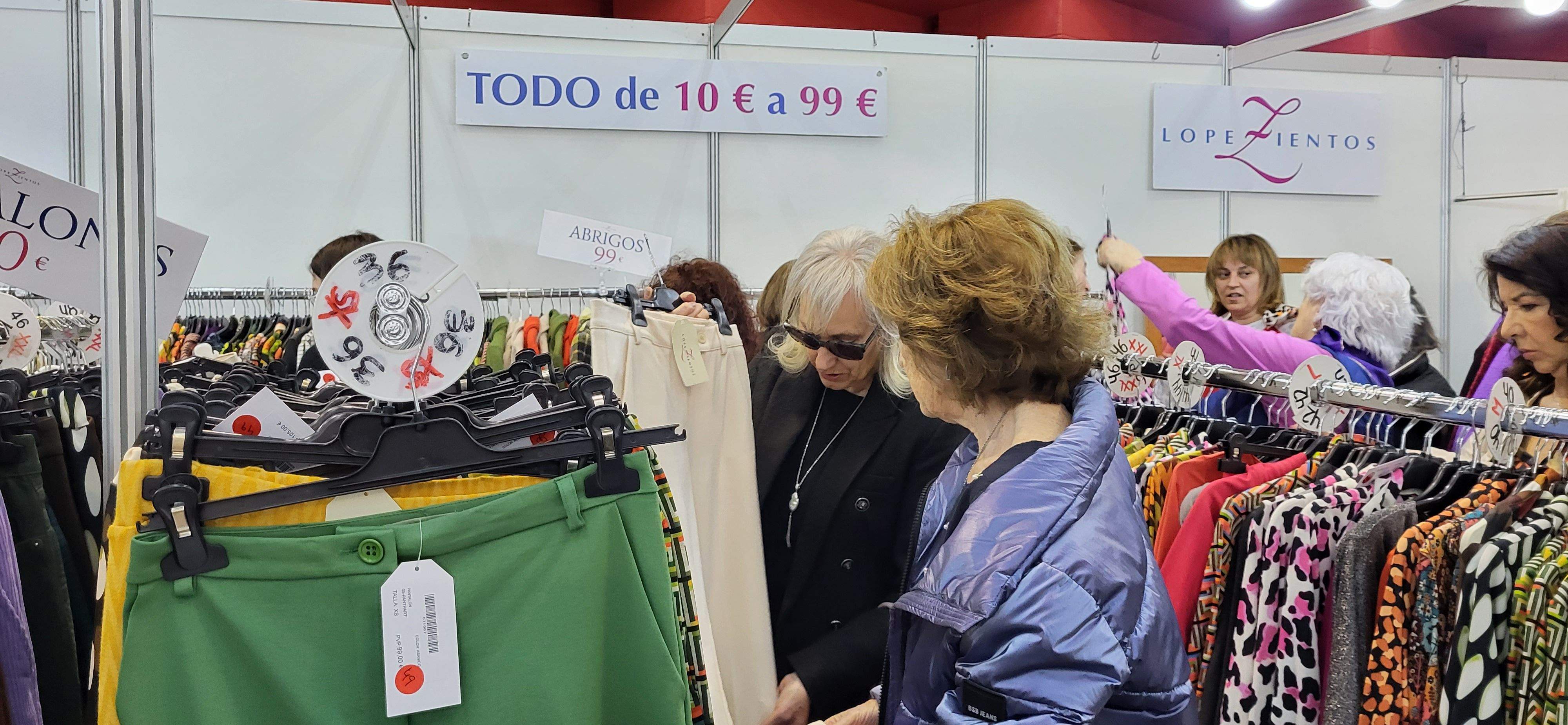 Feria del Stock del Comercio de Huesca. Foto: Mercedes Manterola