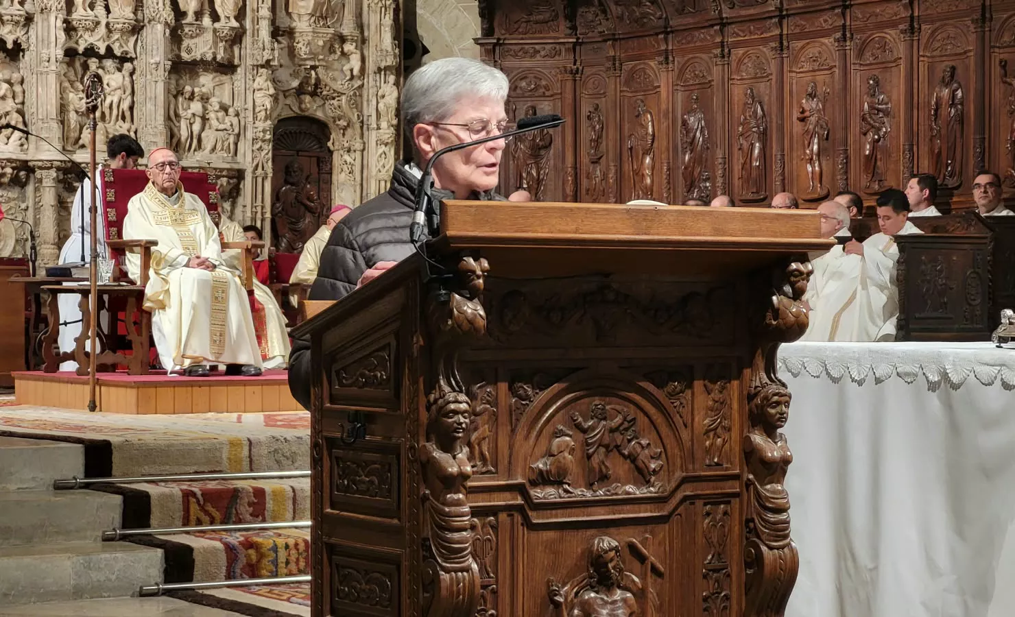 Eucaristía en sufragio por don Javier Osés en la Catedral de Huesca. Foto Javier García Antón