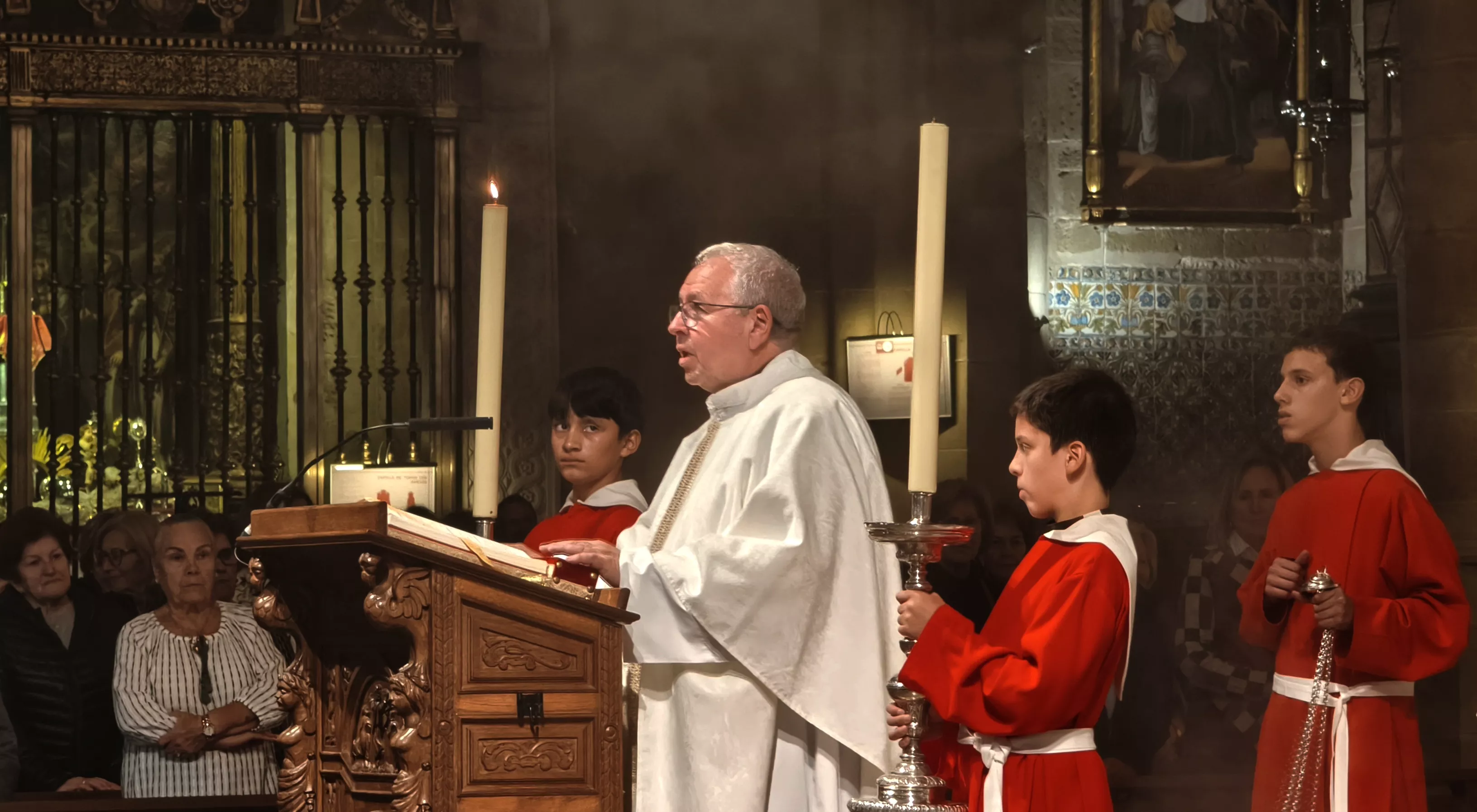 Eucaristía en sufragio por don Javier Osés en la Catedral de Huesca. Foto María José Sampietro Brosed