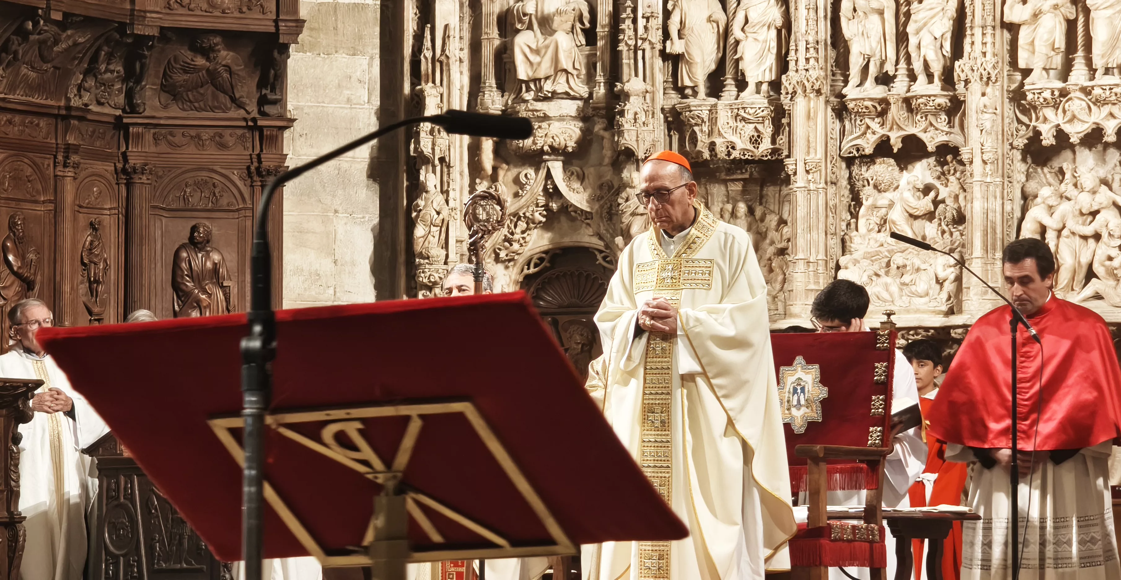 Eucaristía en sufragio por don Javier Osés en la Catedral de Huesca. Foto María José Sampietro Brosed