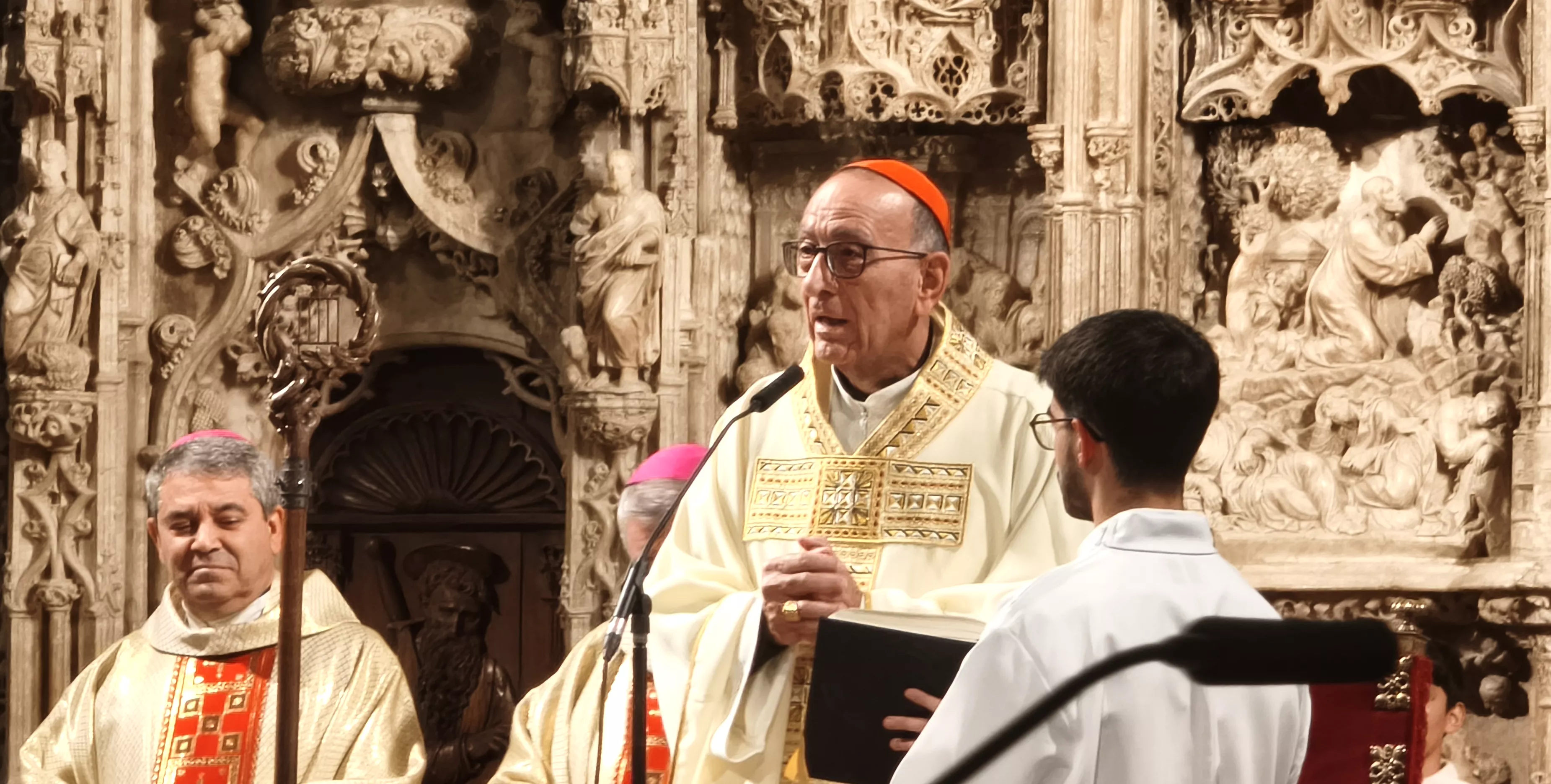 Eucaristía en sufragio por don Javier Osés en la Catedral de Huesca. Foto María José Sampietro Brosed