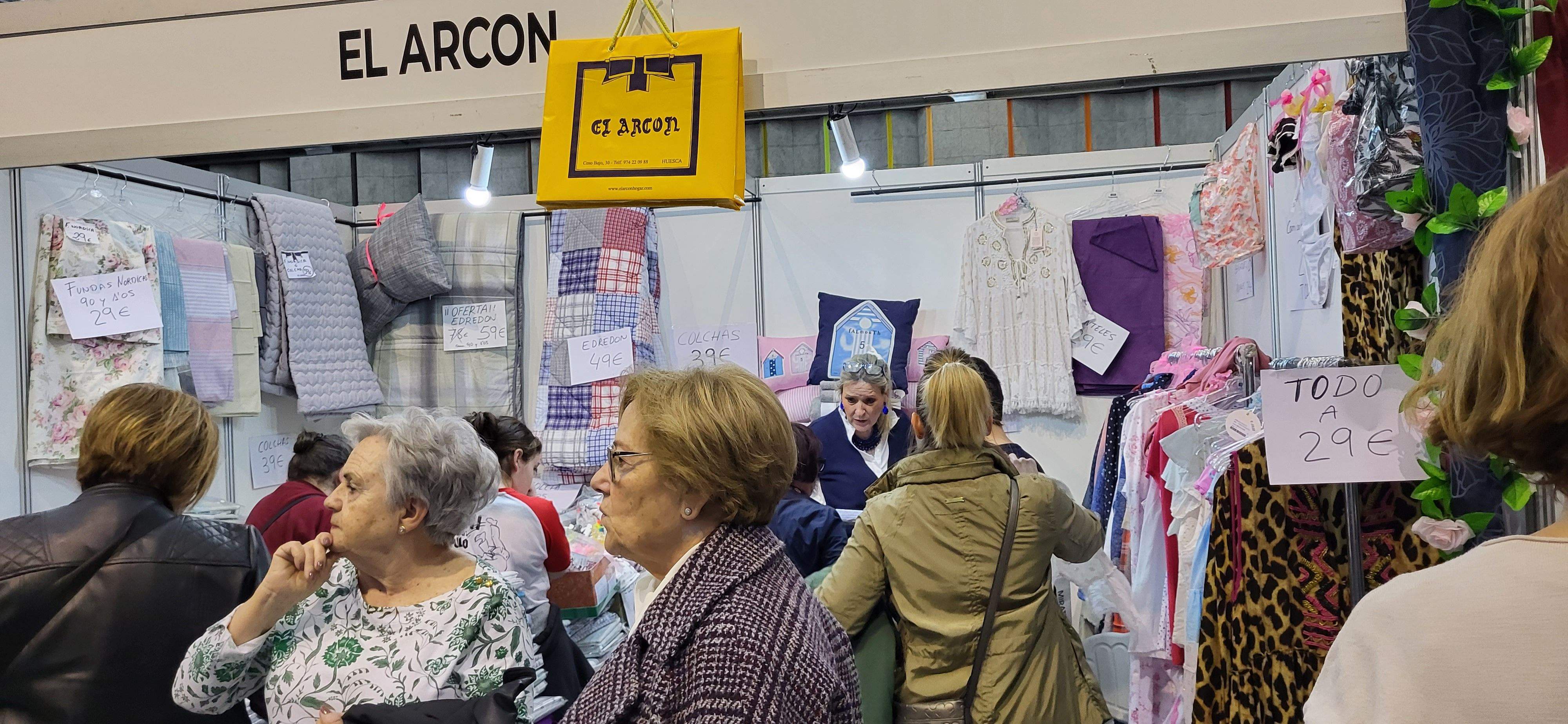 Feria del Stock del Comercio de Huesca. Foto: Mercedes Manterola