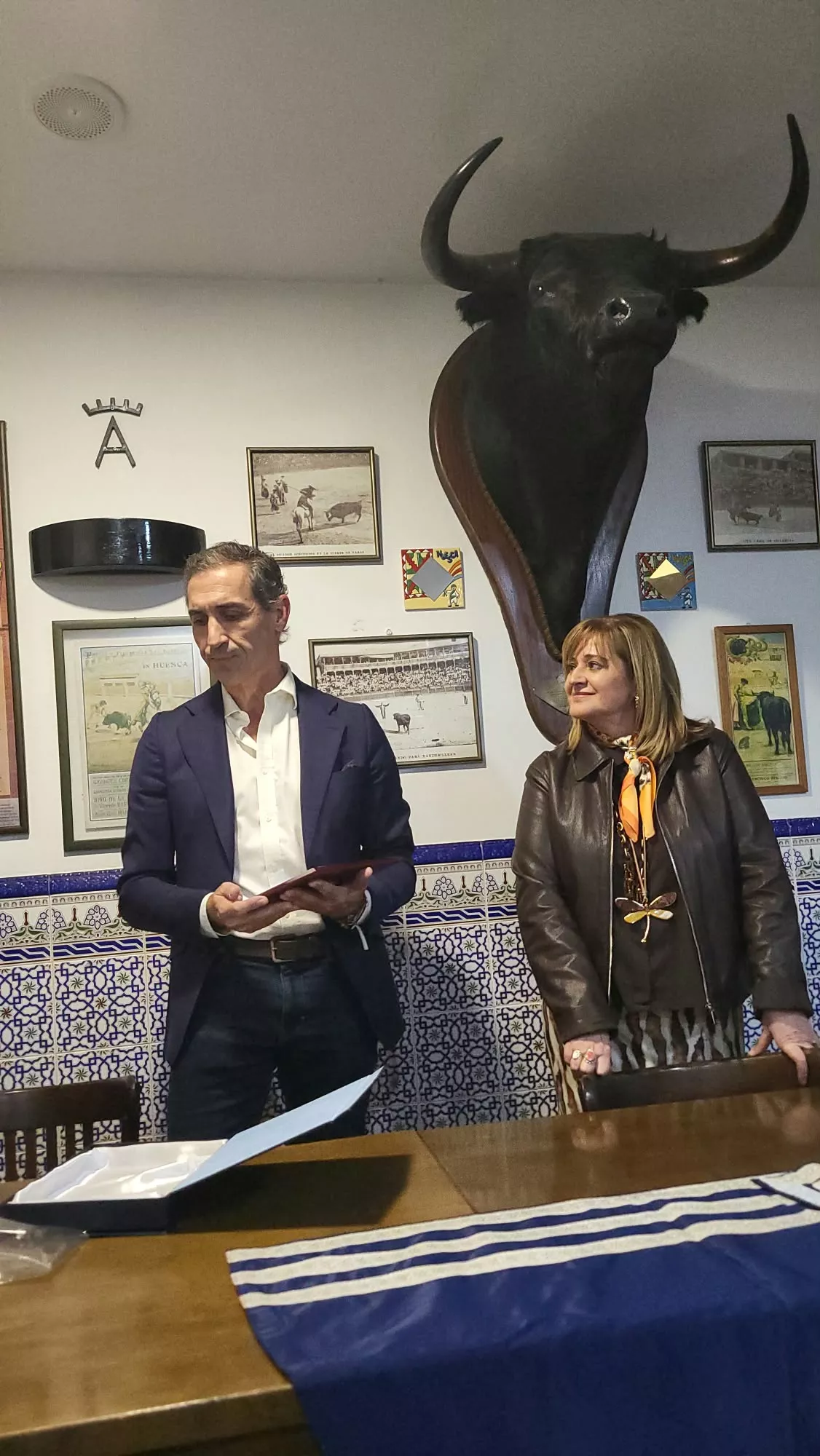 Homenaje de la Peña Taurina Oscense a Tomás Luna en el 25 aniversario de su alternativa