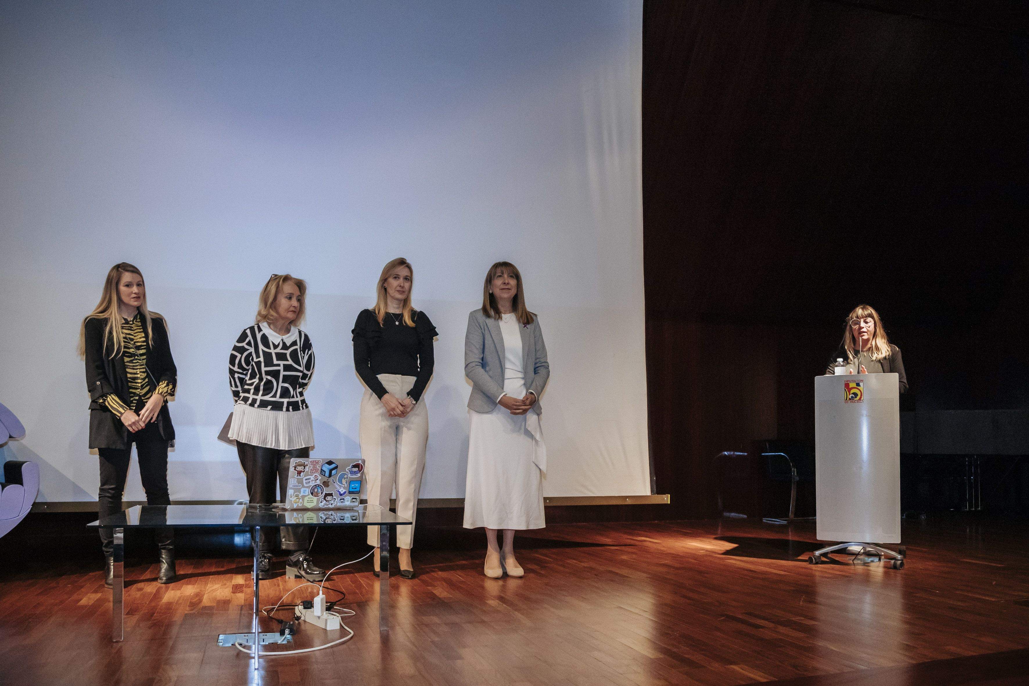 Apertura el sábado con autoridades. Foto La Colmena Creativa