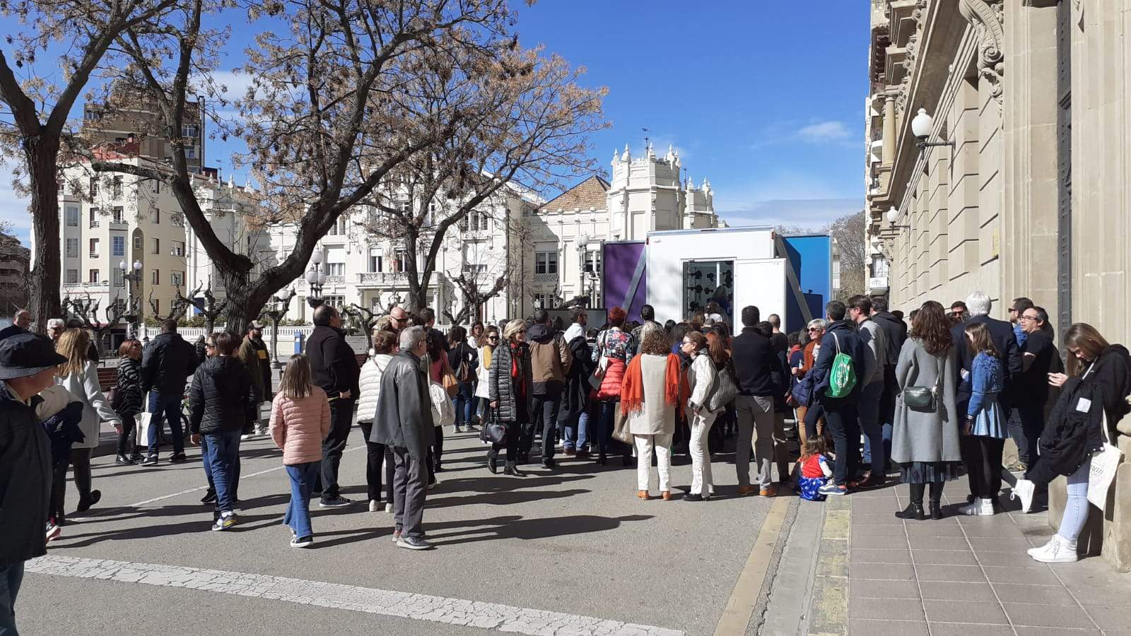 Estudio móvil de Irene Luzán. Foto La Colmena Creativa