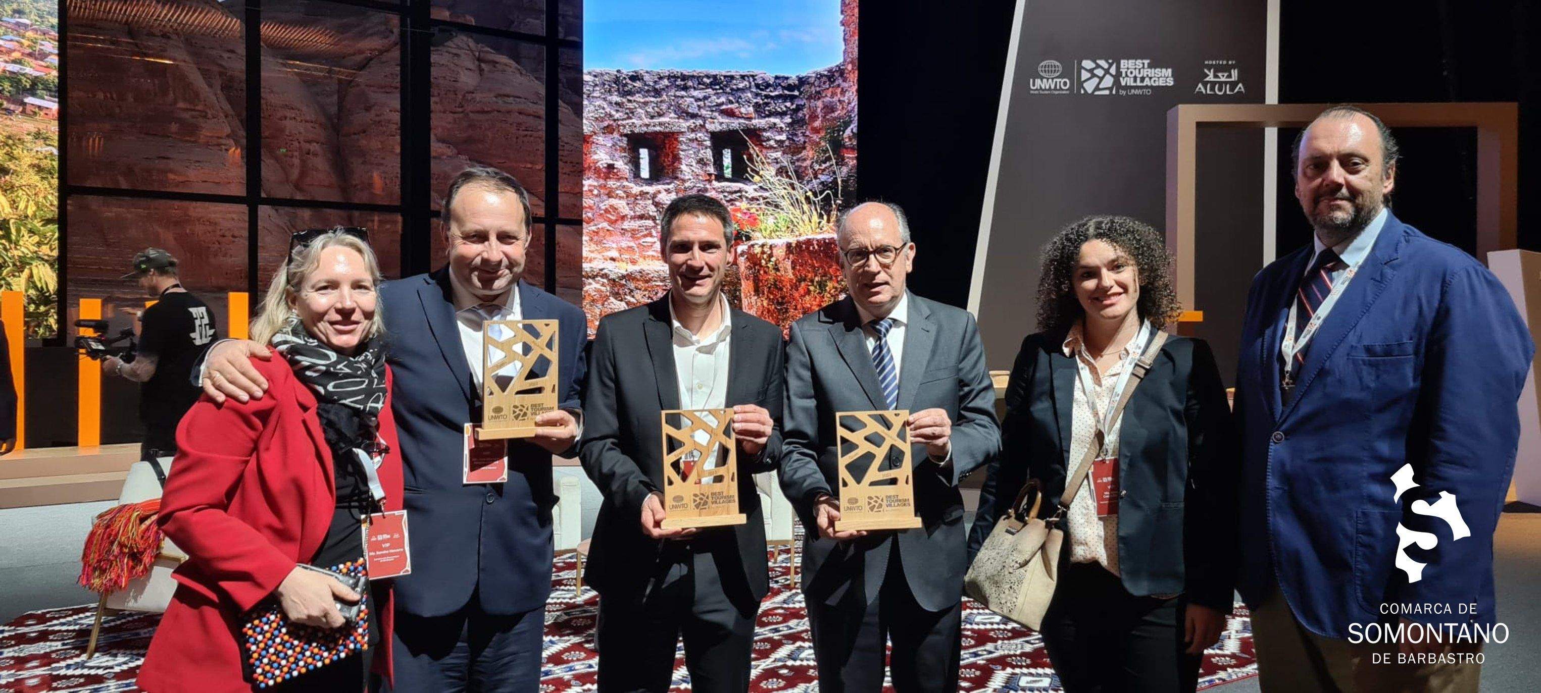 Entrega del premio a Alquézar como uno de los Mejores Pueblos Turísticos