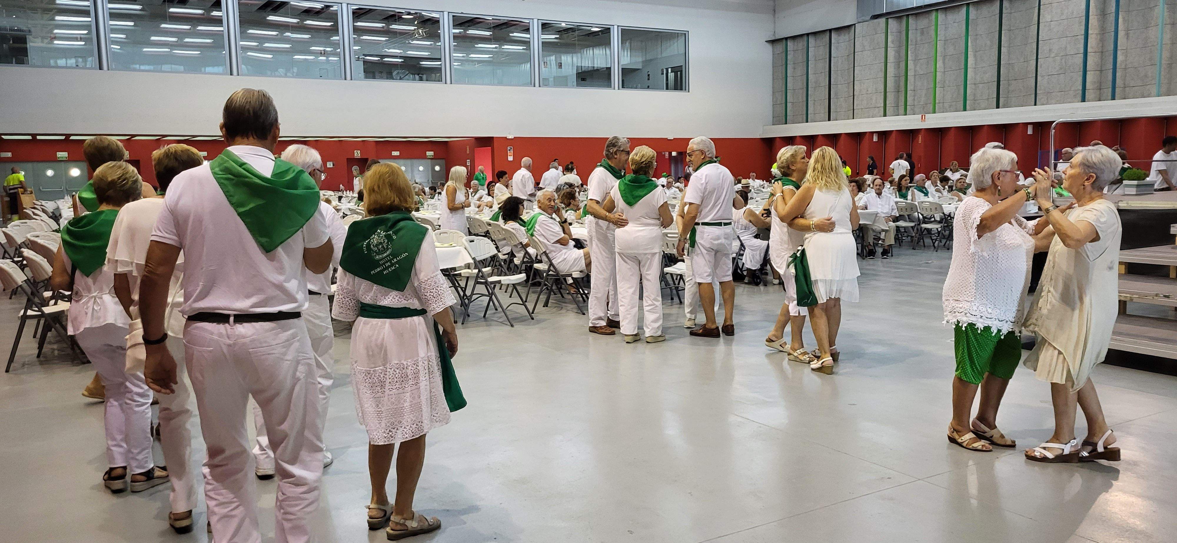 Homenaje de Huesca a los mayores