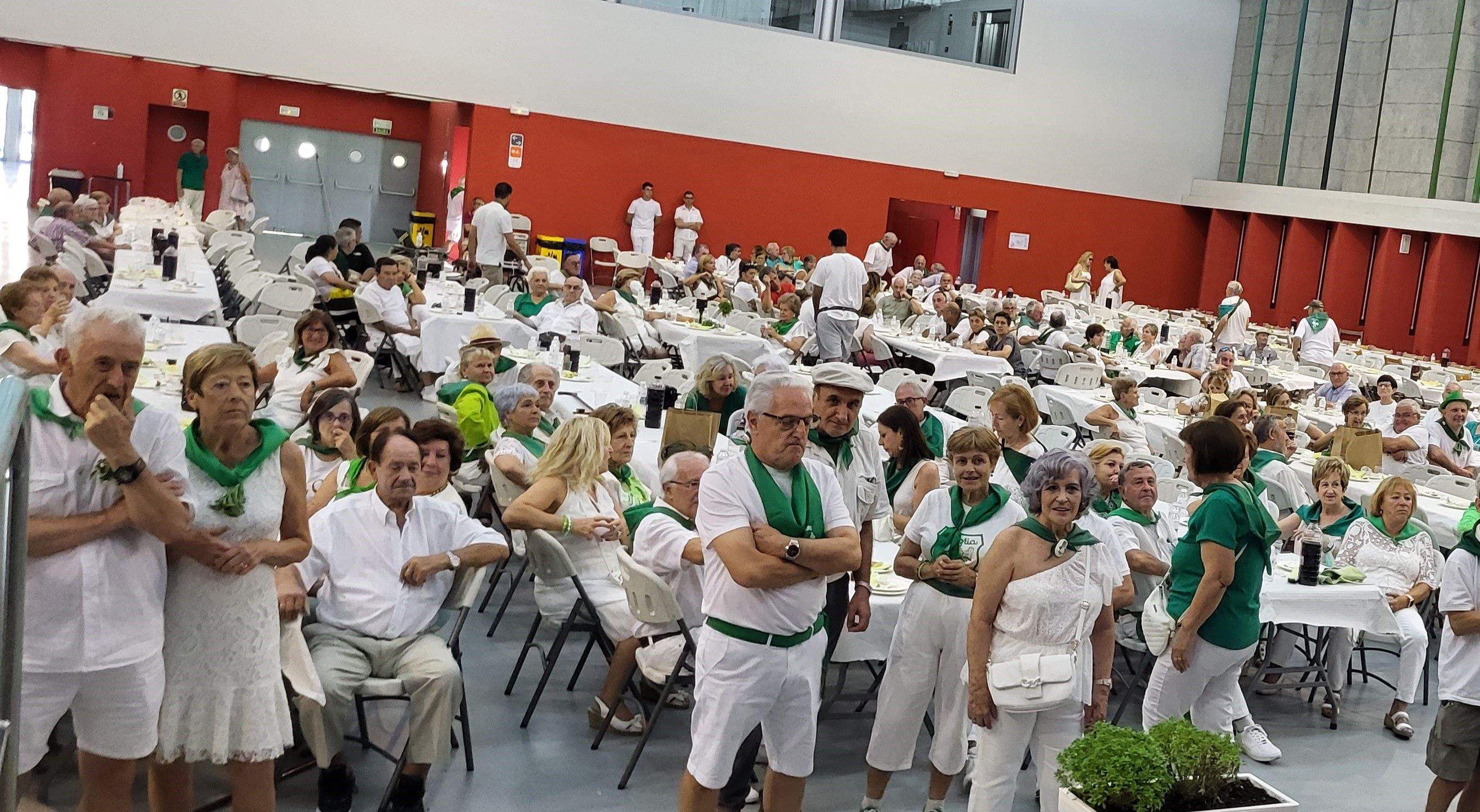 Homenaje de Huesca a los mayores