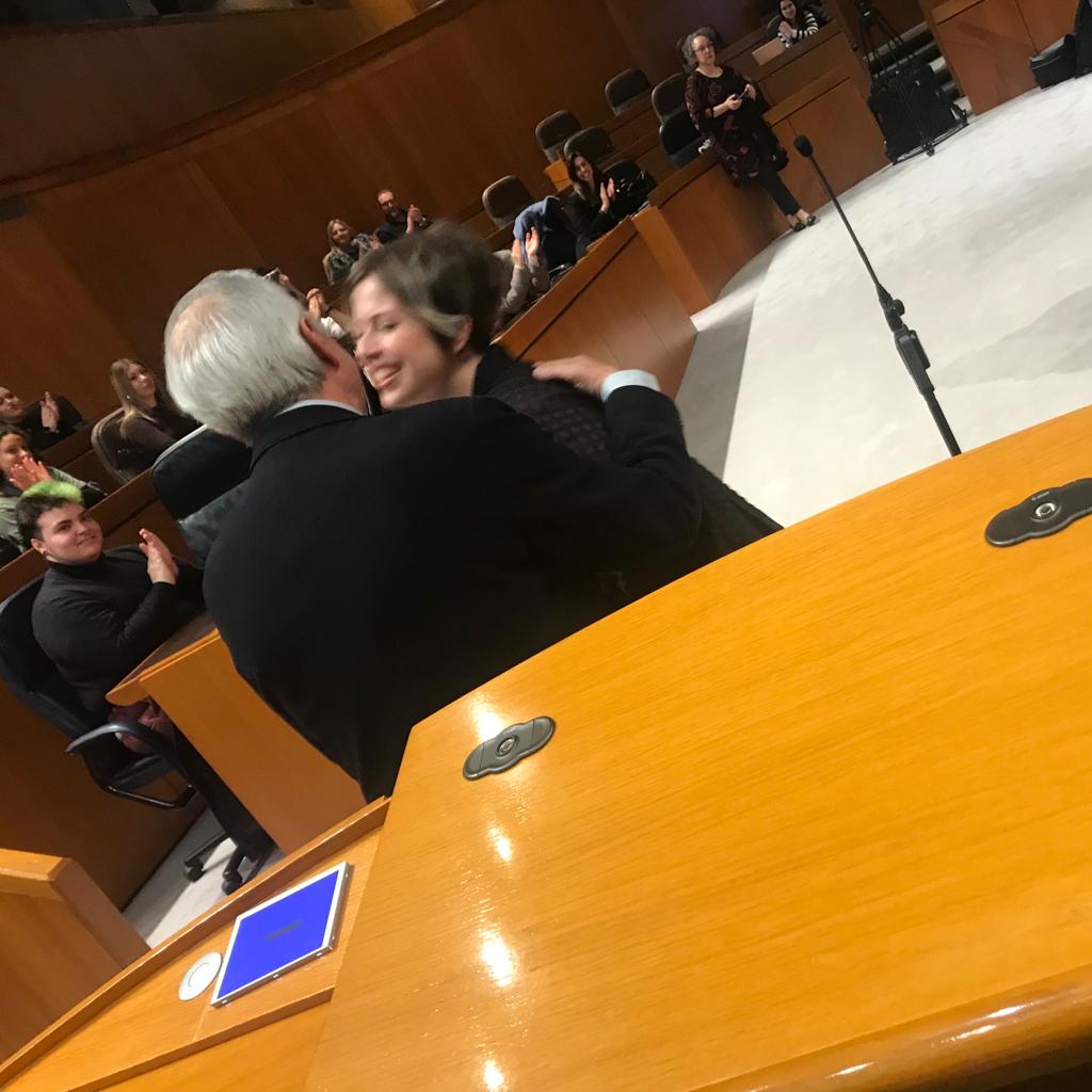 Duna Castells Santana, recogiendo su premio