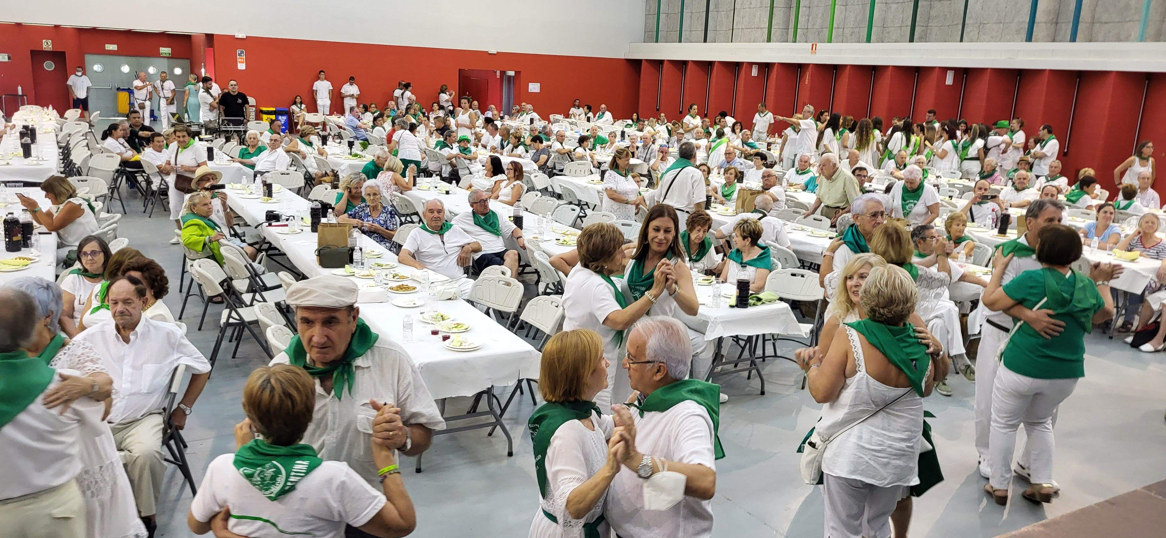 Homenaje de Huesca a los mayores