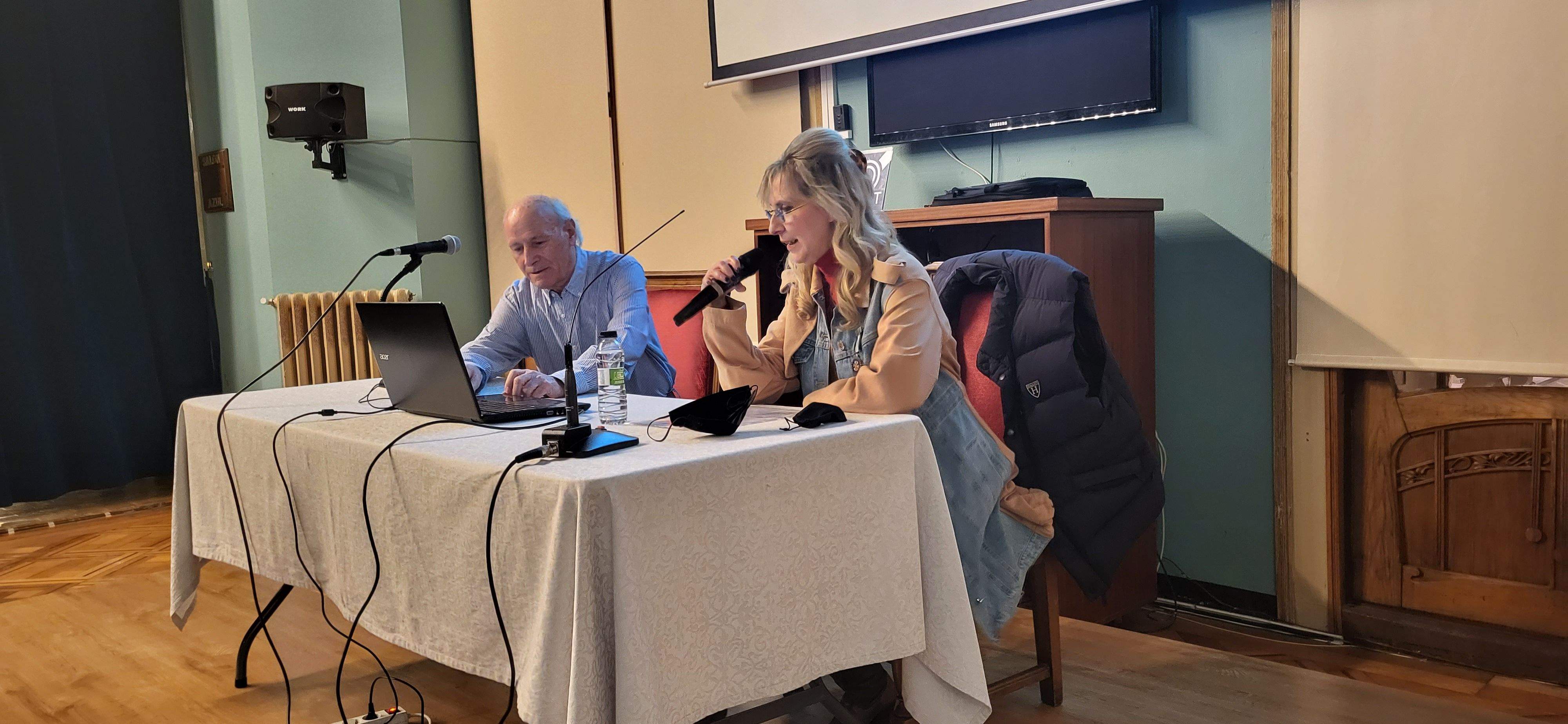 Miguel Ángel Santos Gastón y Rosa Peiretó. Foto Myriam Martínez