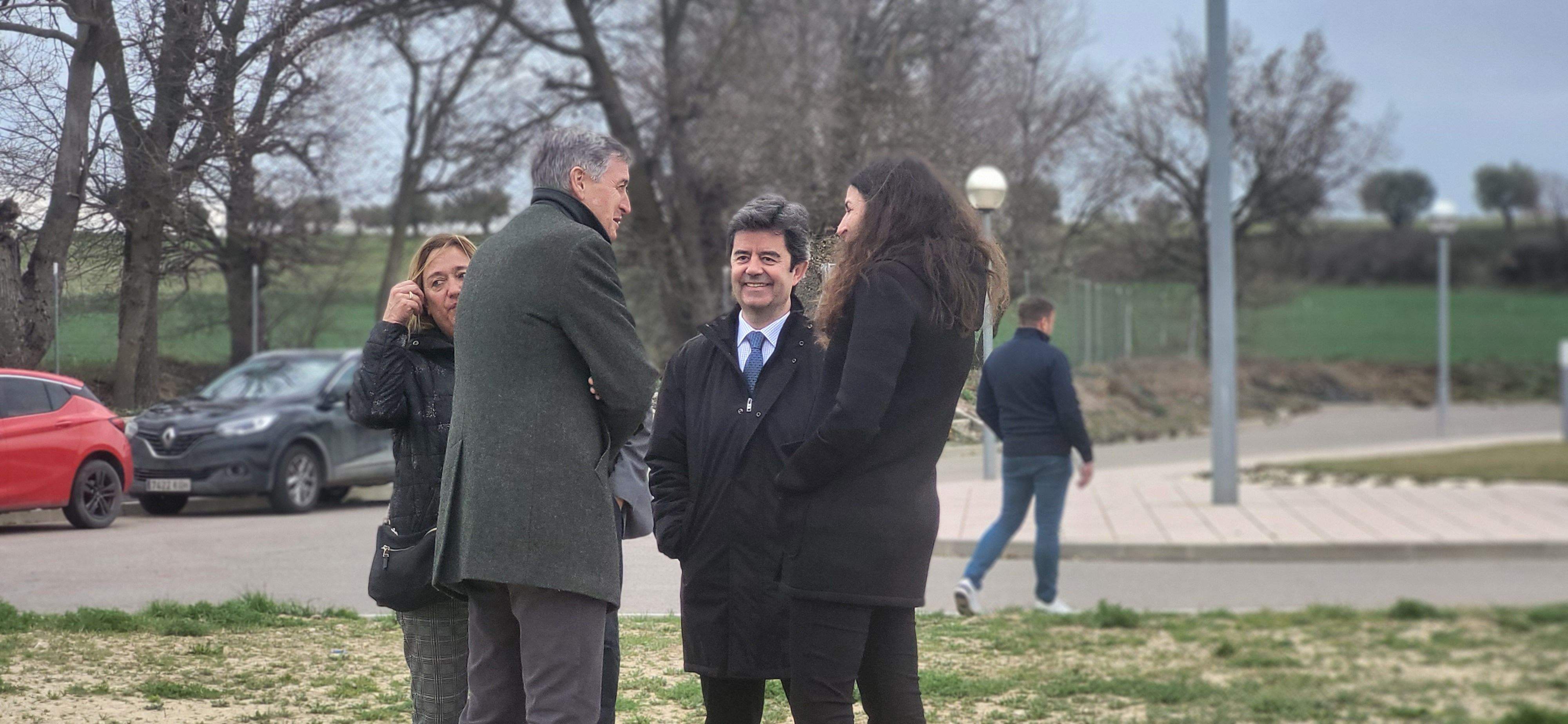 Valentia inaugura sus nuevas viviendas de Huesca. Foto Myriam Martínez 