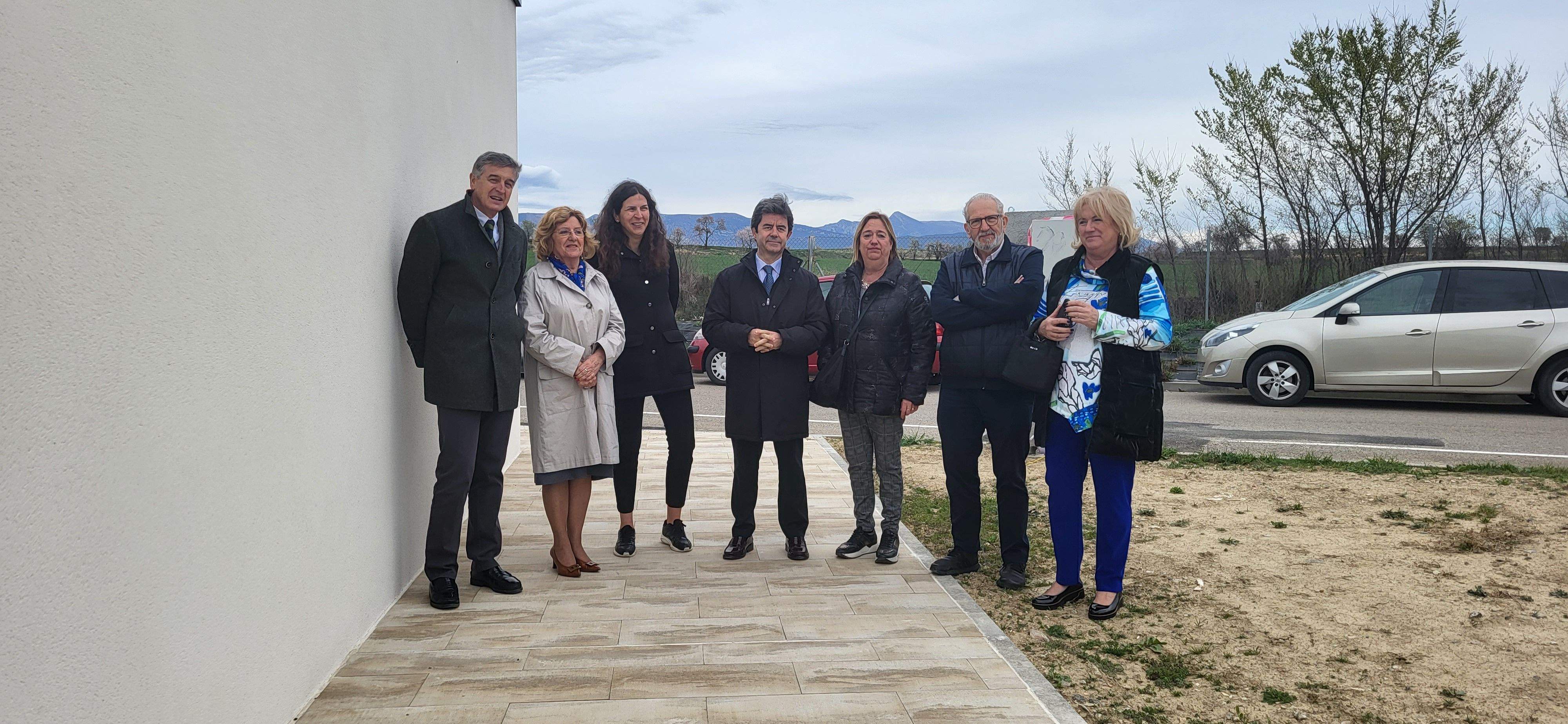 Valentia inaugura sus nuevas viviendas de Huesca. Foto Myriam Martínez 