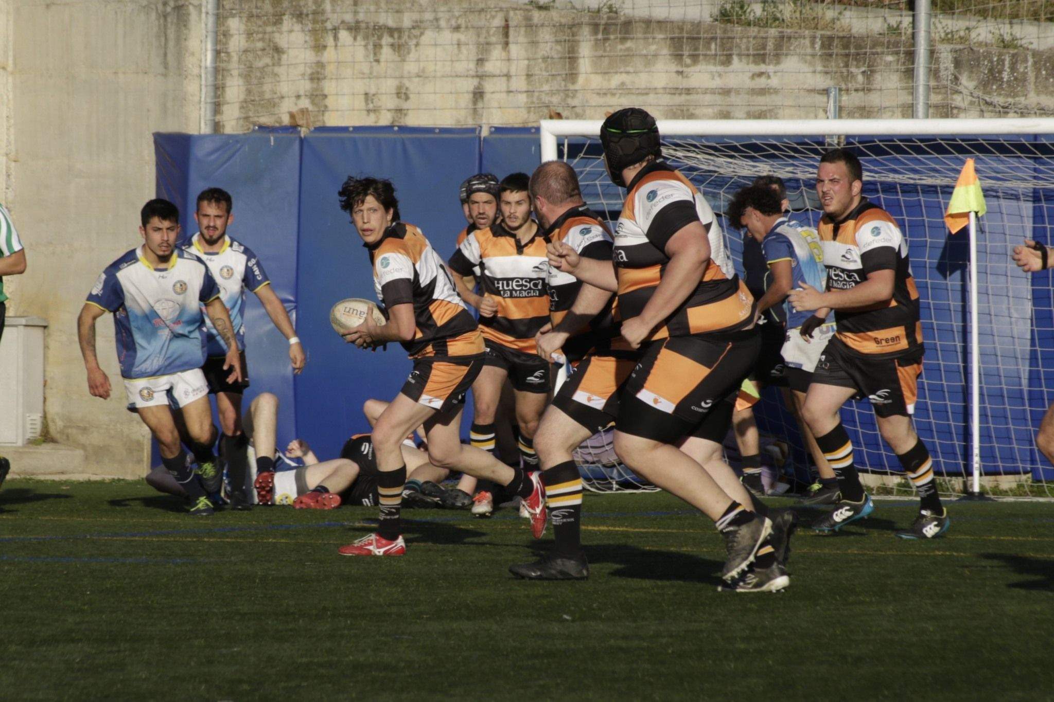Dura derrota del Quebrantahuesos Rugby Club en el campo del Spartans ...