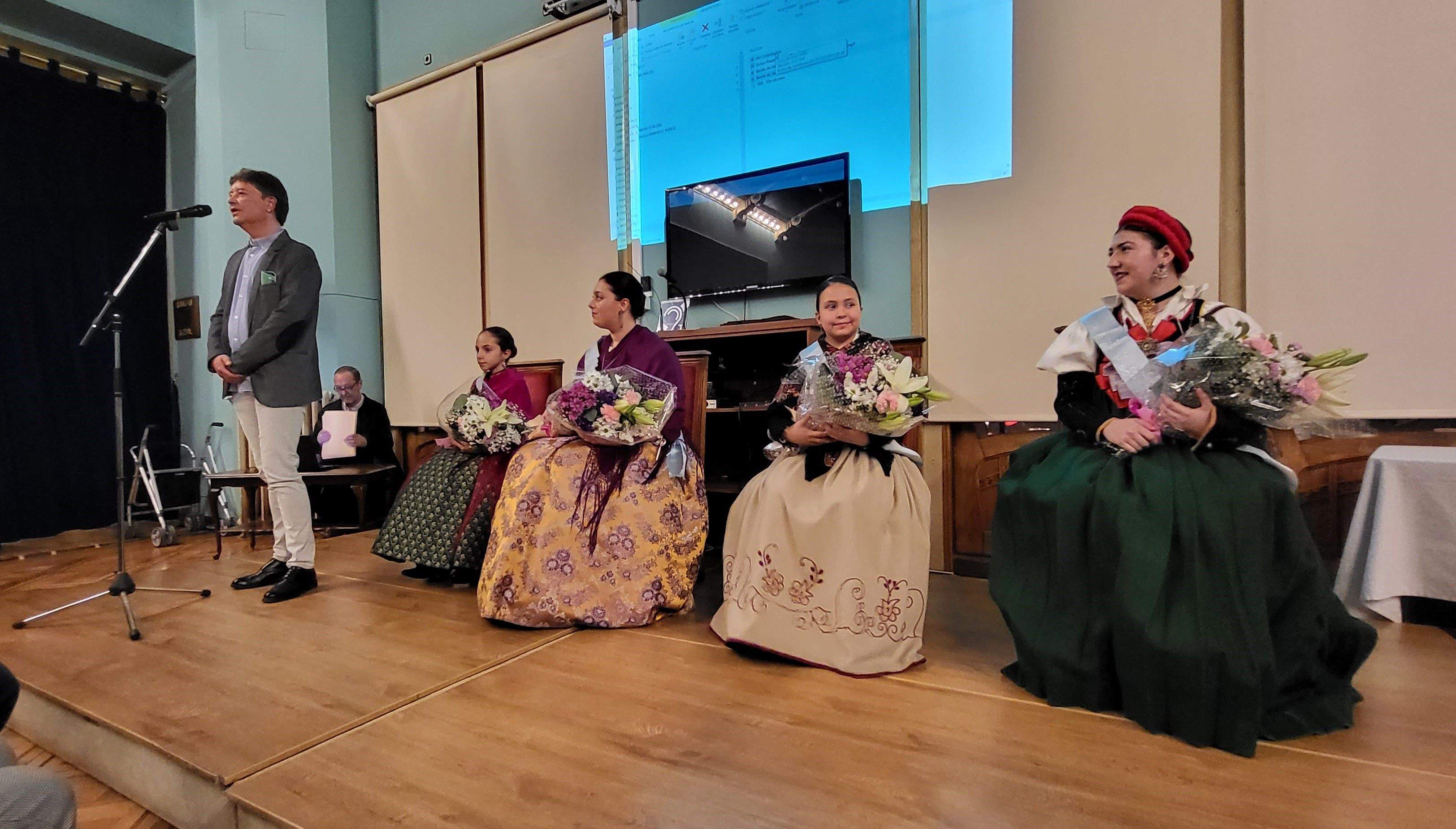 Arrancan las fiestas del barrio de San José. Foto Myriam Martínez